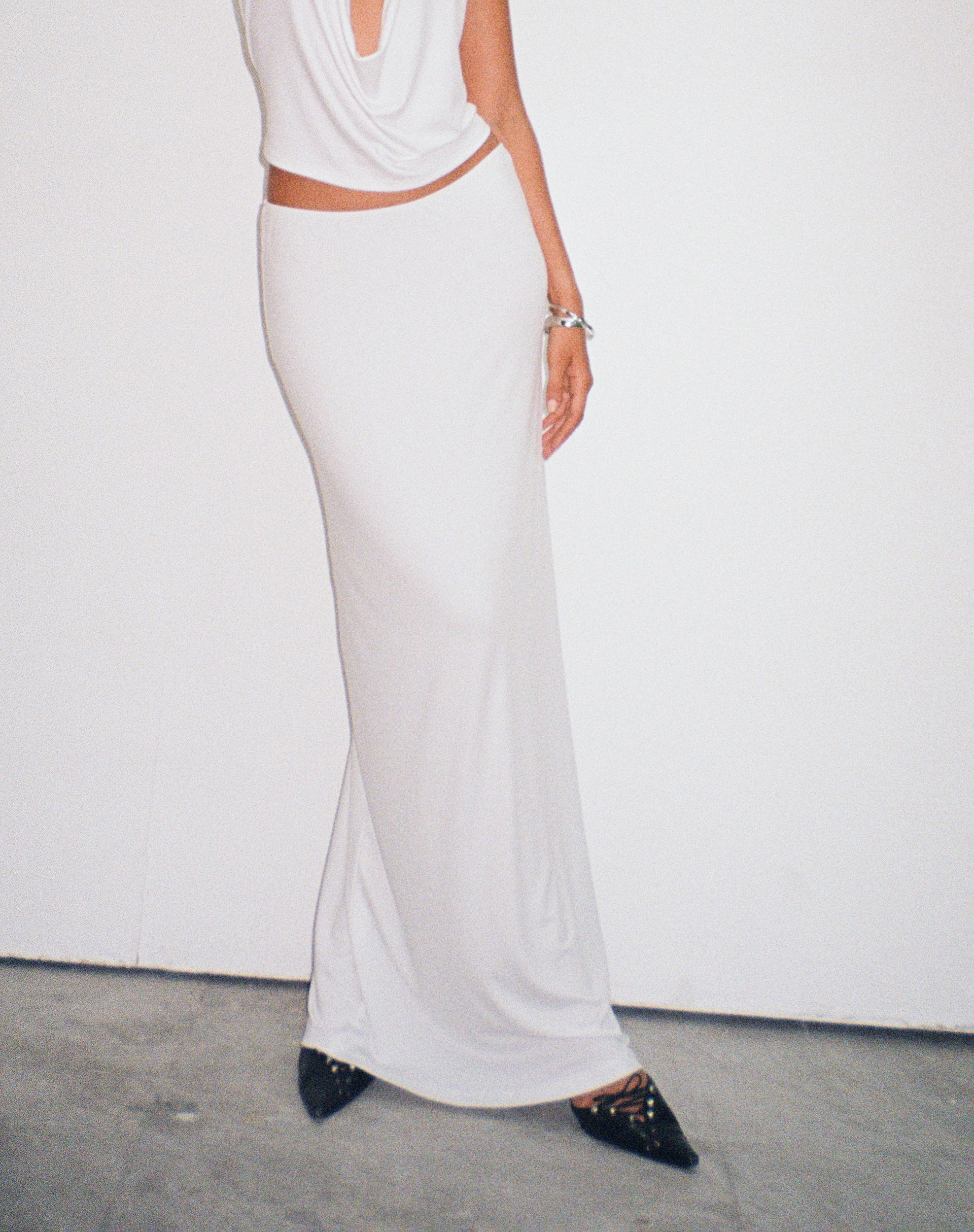 Rim Jersey Maxi Skirt in Ivory-Nico Sky