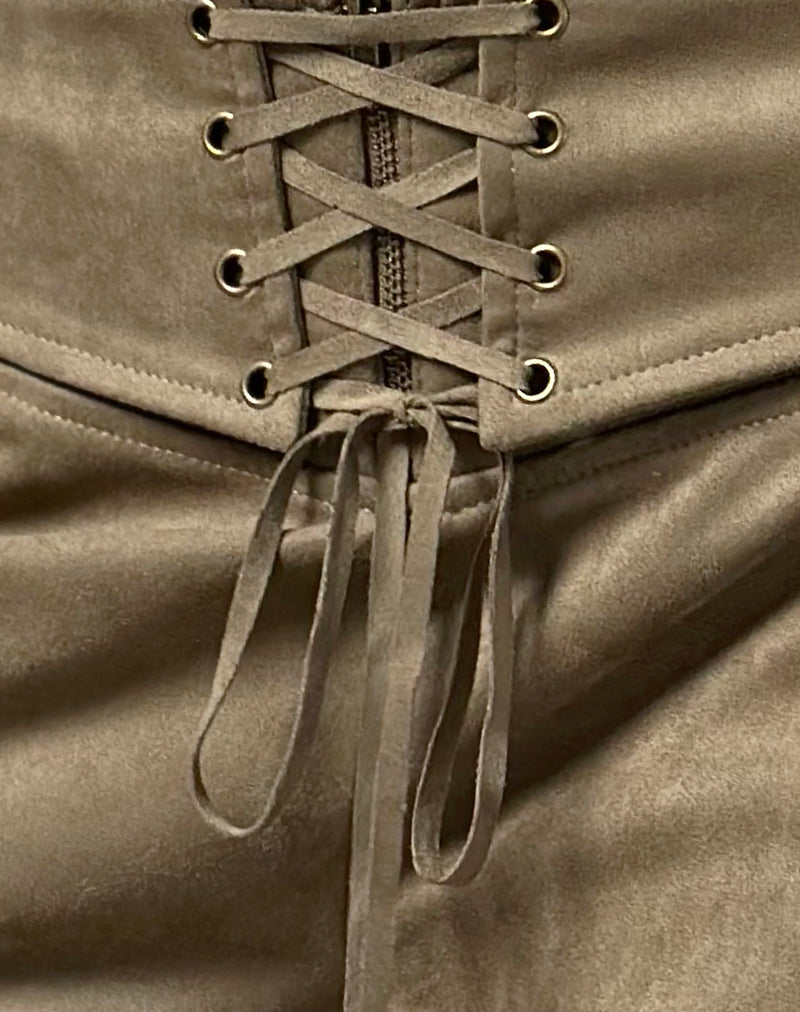 Janna Hotpants in Faux Suede Walnut-Nico Sky