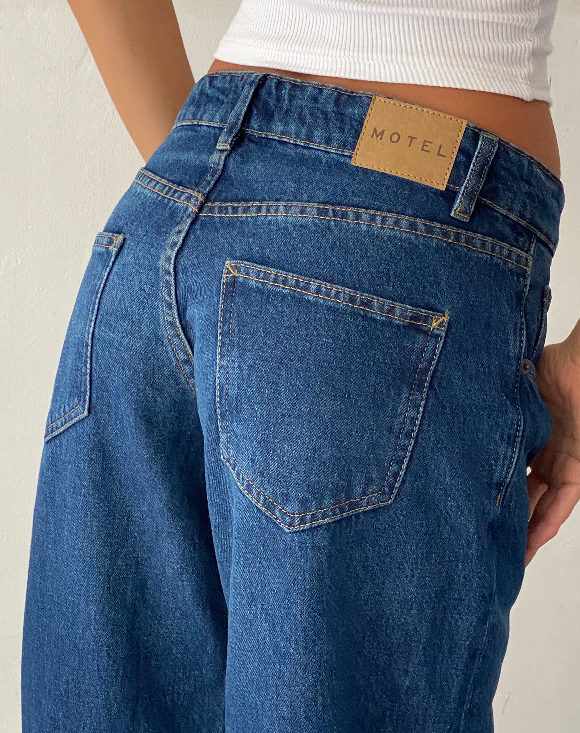 Low Rise Parallel Jeans in Mid Blue Used-Nico Sky