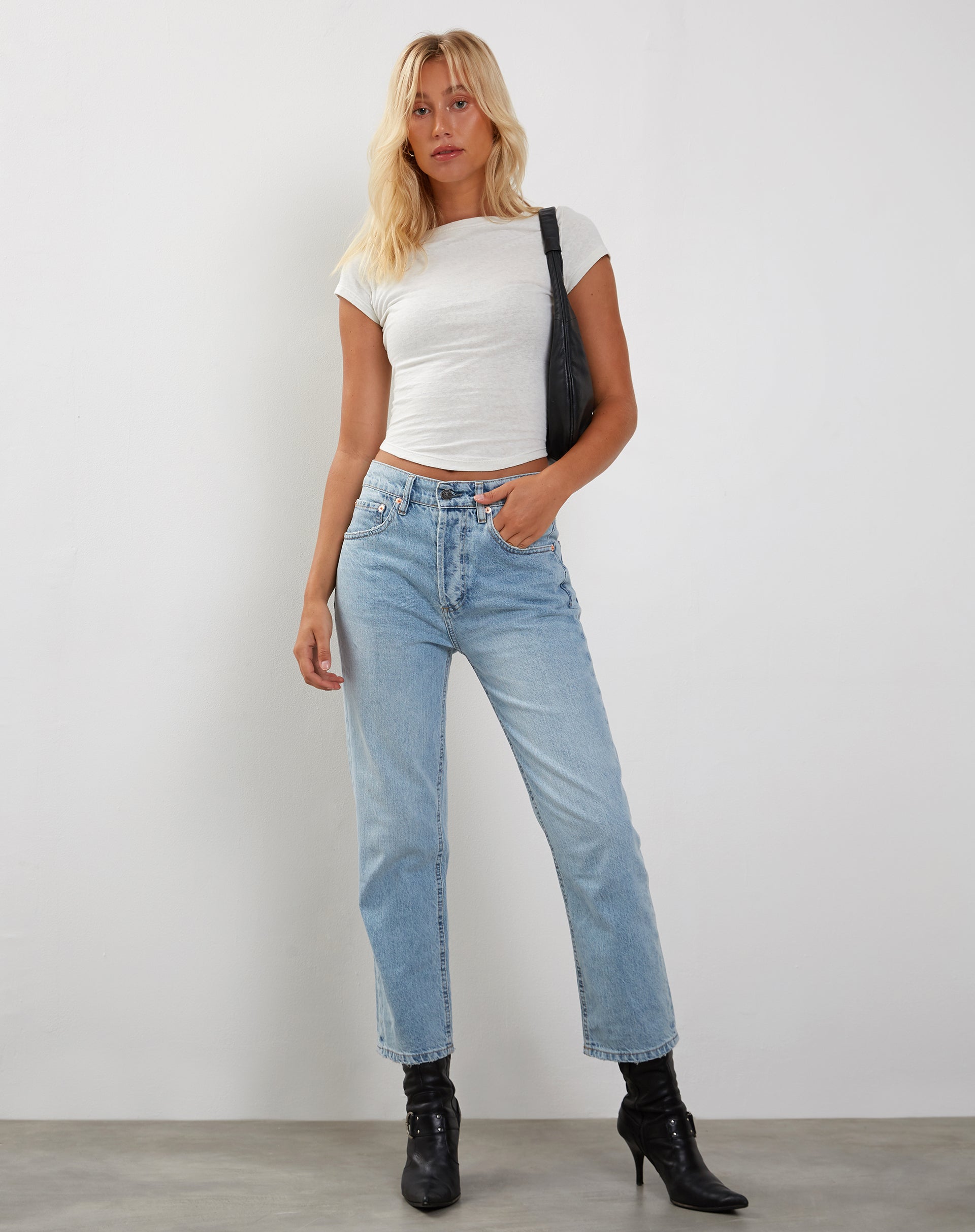 Mid Rise Straight Leg Jeans in Bleach Denim-Nico Sky