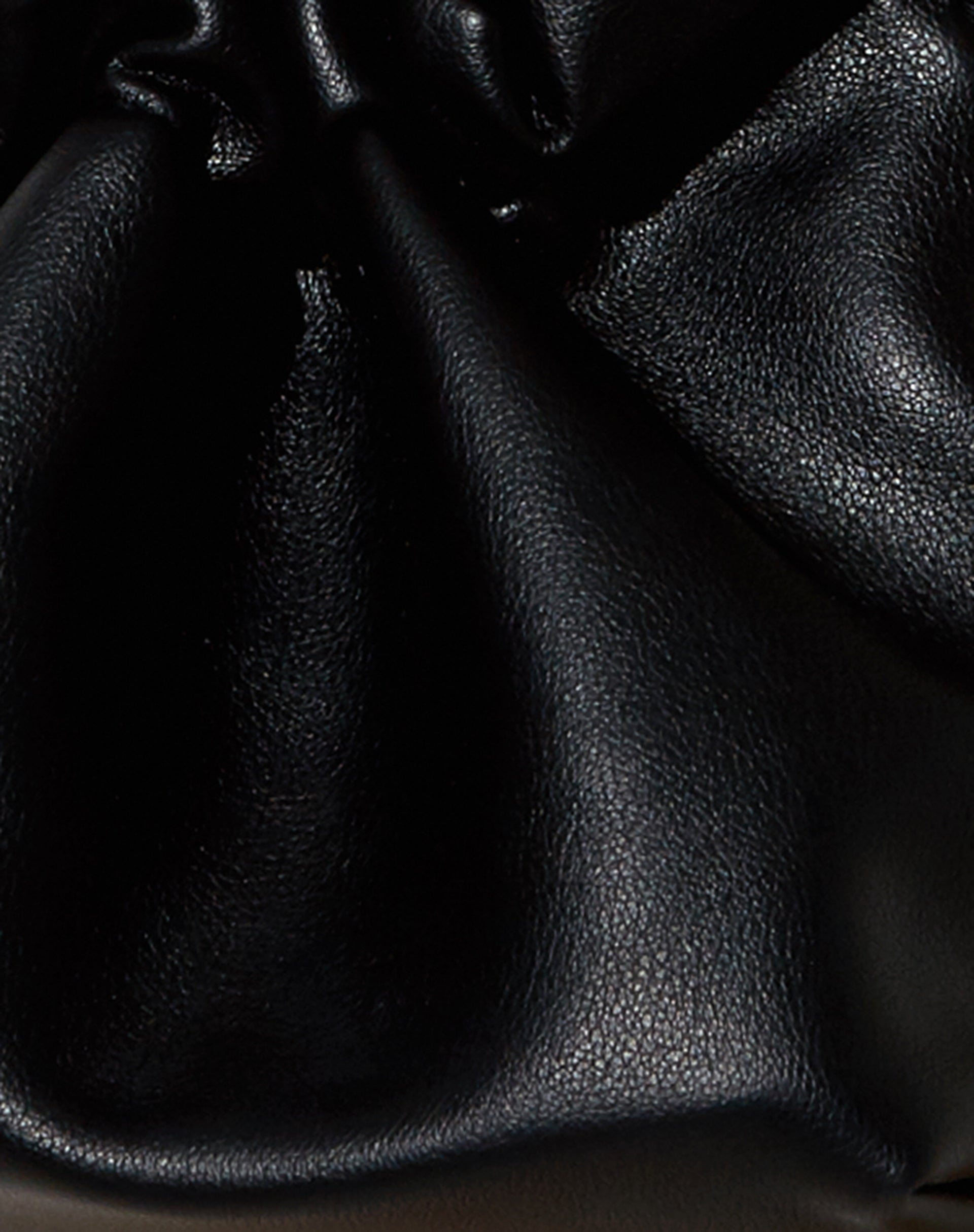 Jessie Shoulder Bag in Black-Nico Sky