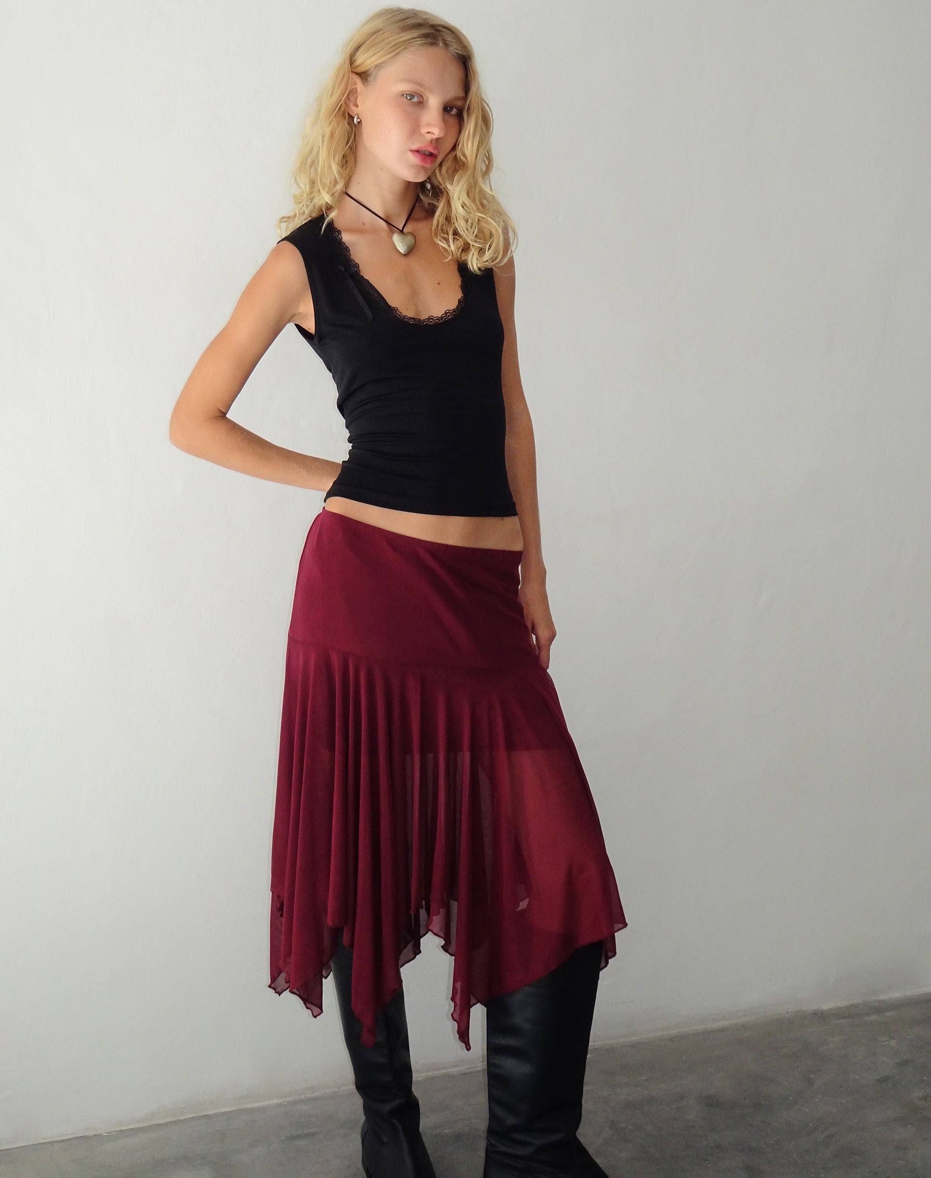 Jovali Low Waist Midi Skirt in Mesh Maroon-Nico Sky