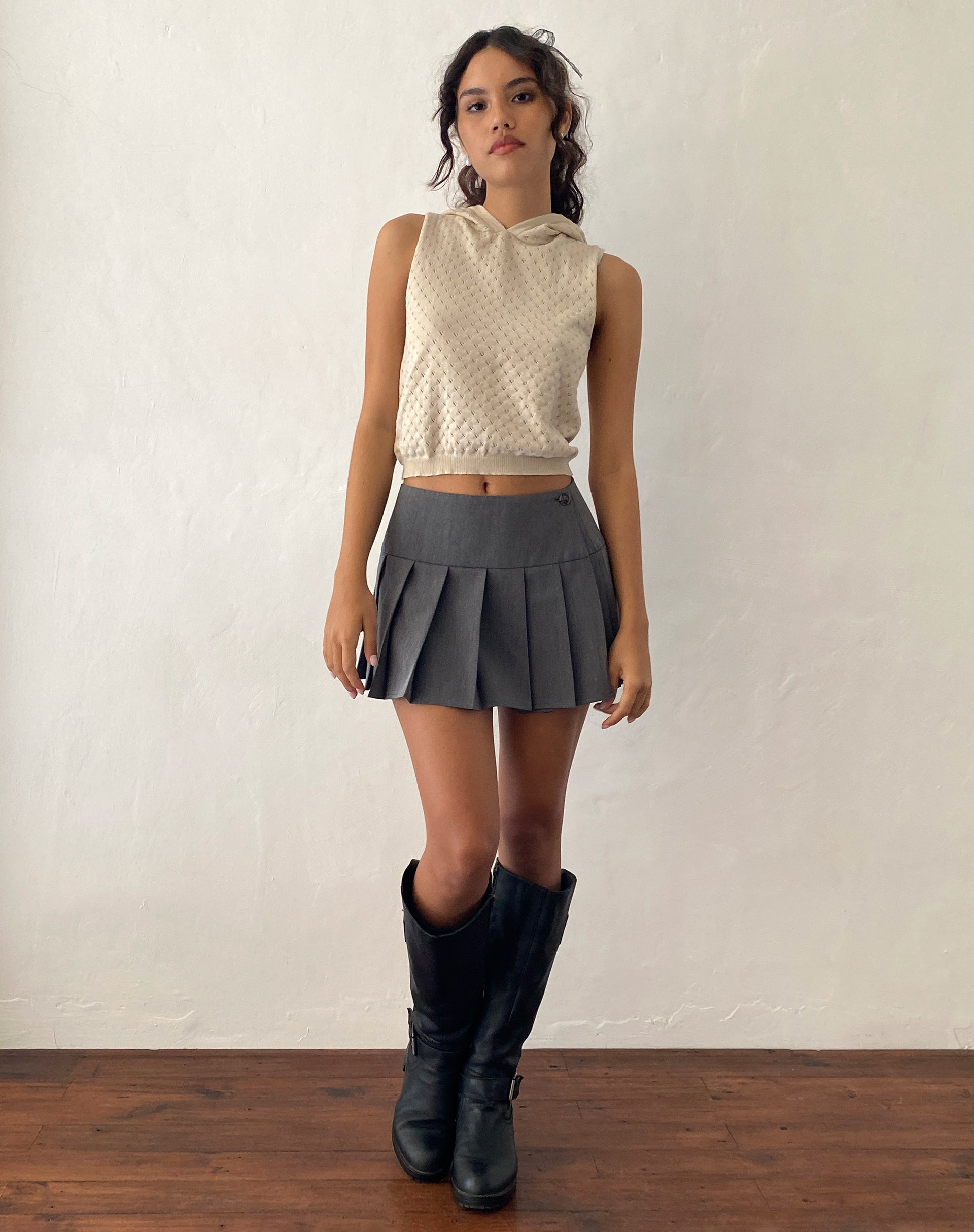 Kaede Hooded Vest Top in a Knitted Natural-Nico Sky