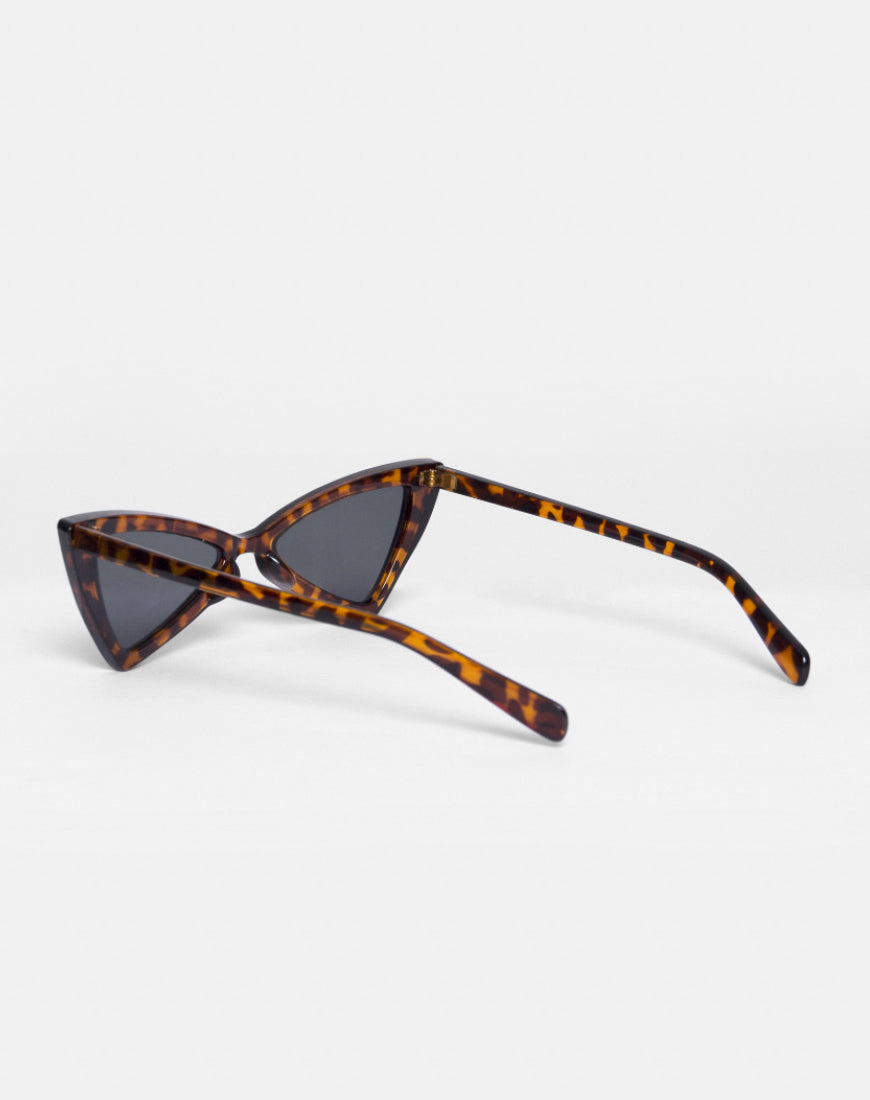 Khris Sunglasses in Leopard-Nico Sky