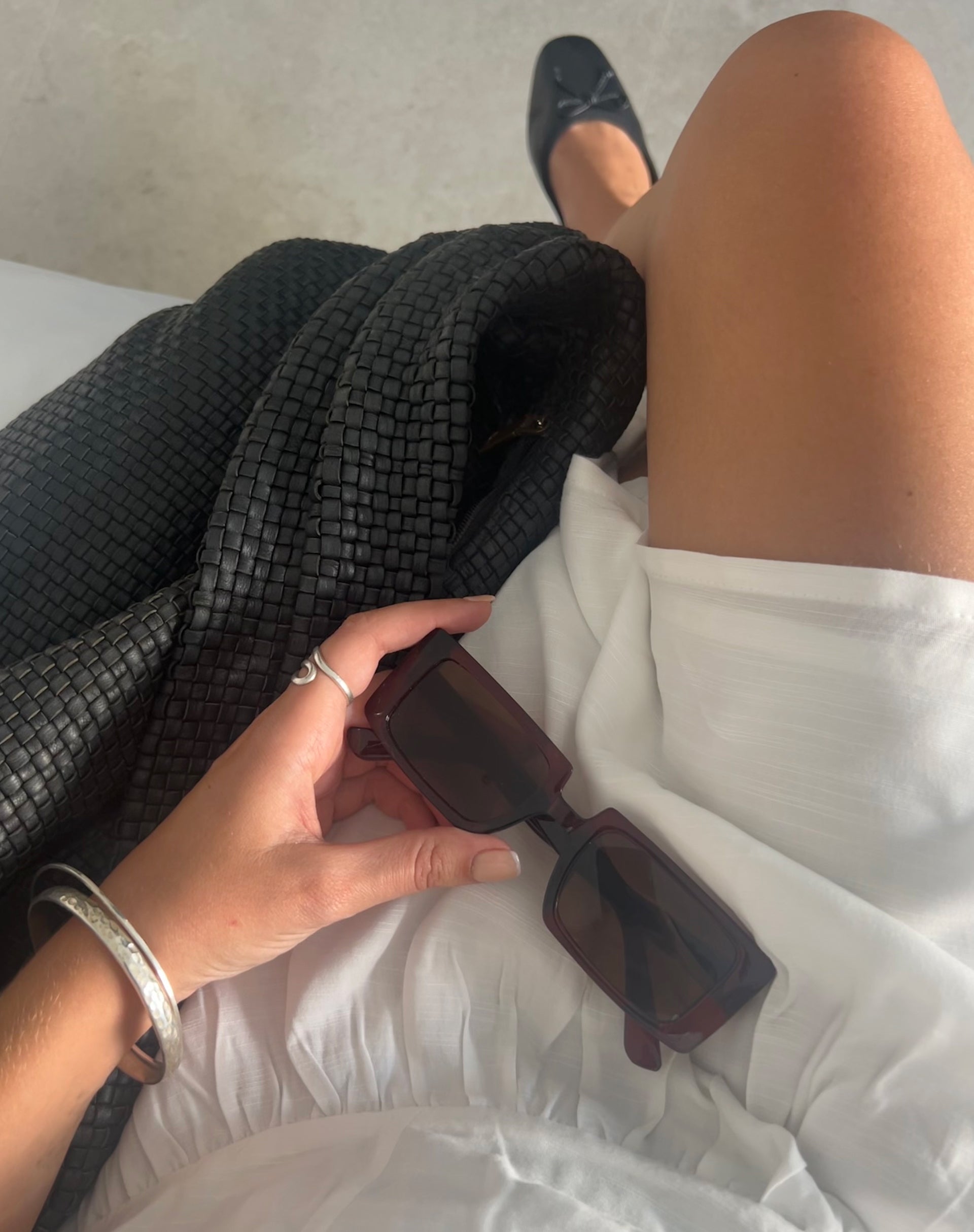 Lelia Rectangle Sunglasses in Brown-Nico Sky