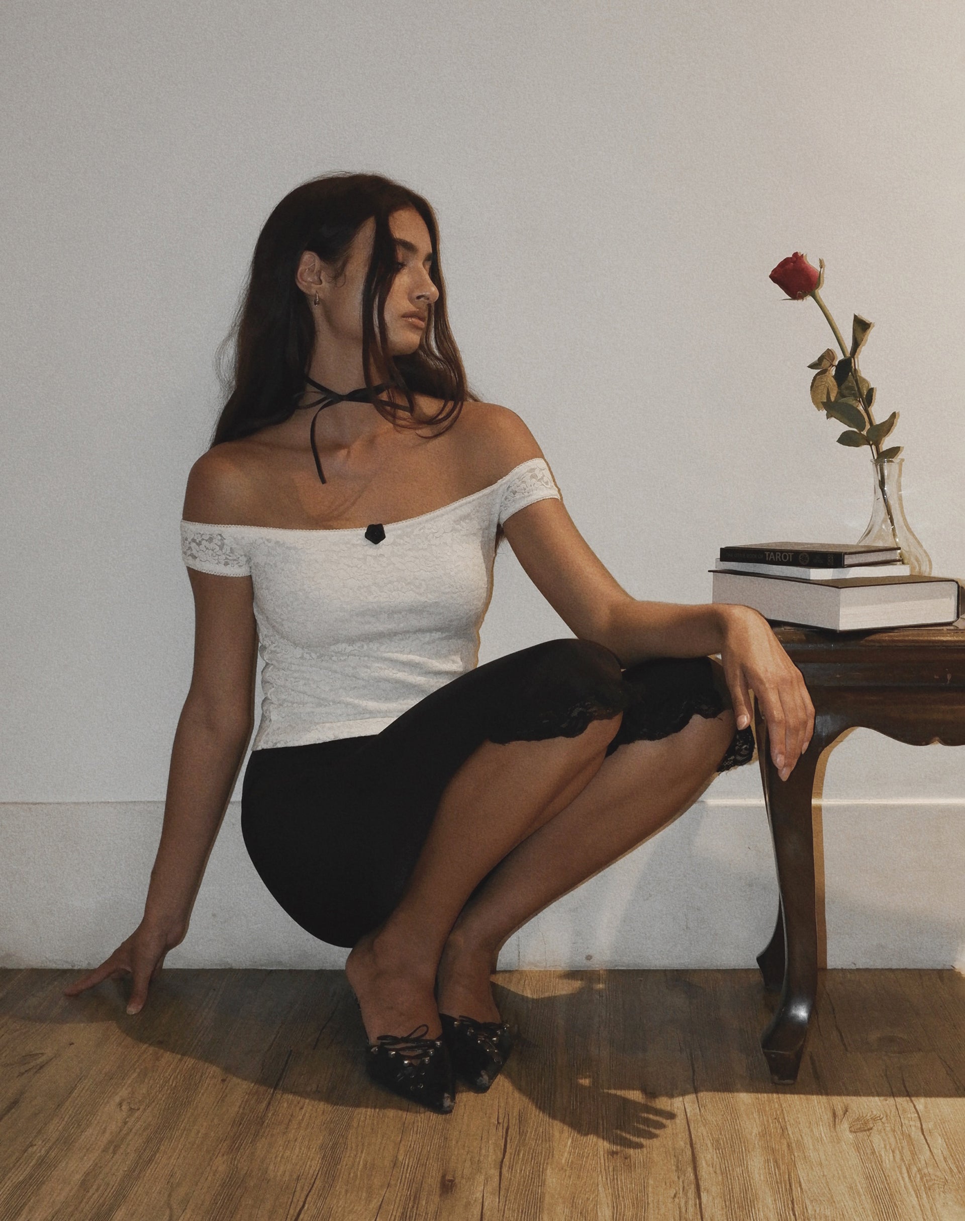 Lonnie Bardot Top in Rose Lace Ivory-Nico Sky