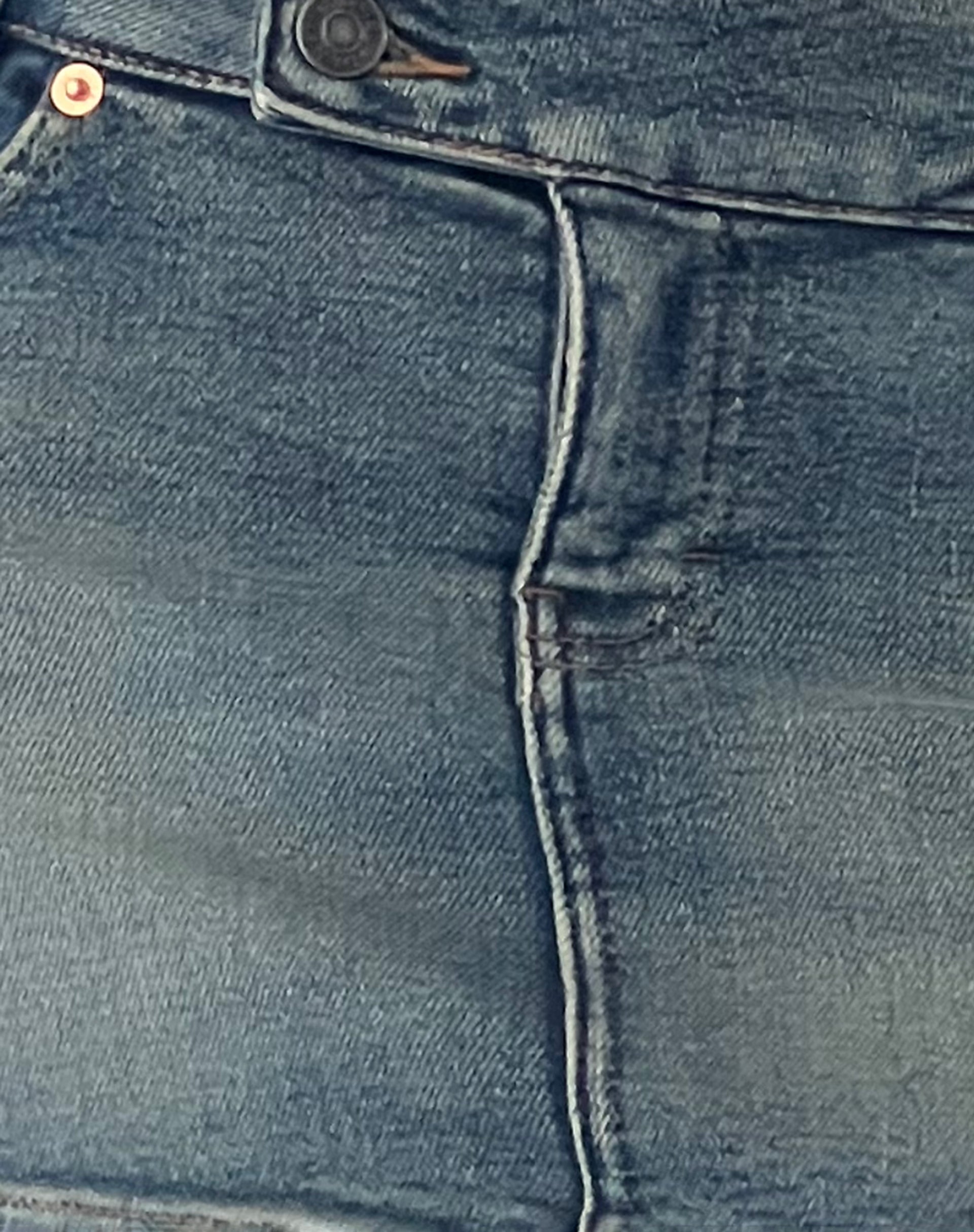 Low Rise Denim Mini Skirt in Desert Wash-Nico Sky