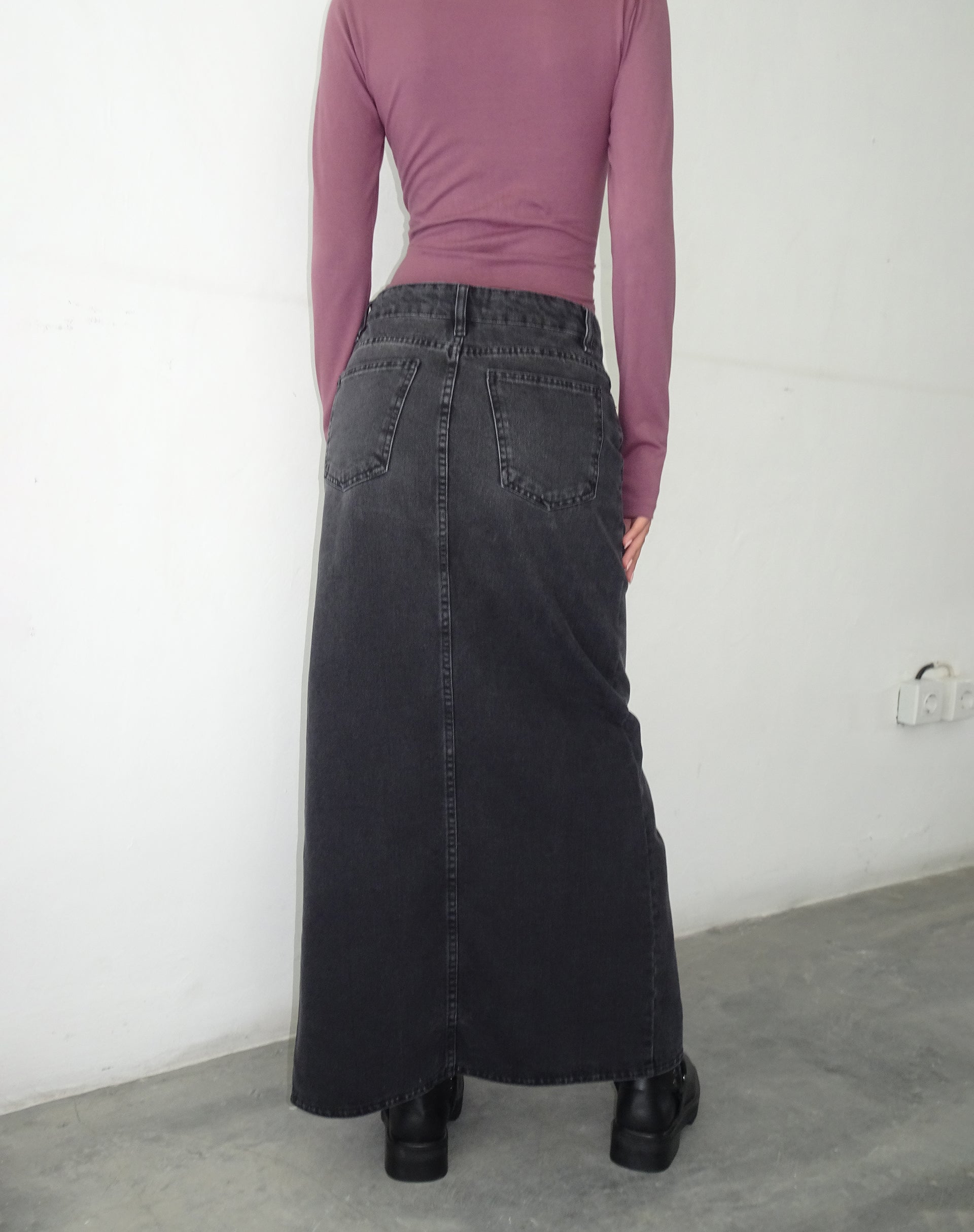 Low Rise Denim Maxi Skirt in Vintage Black-Nico Sky