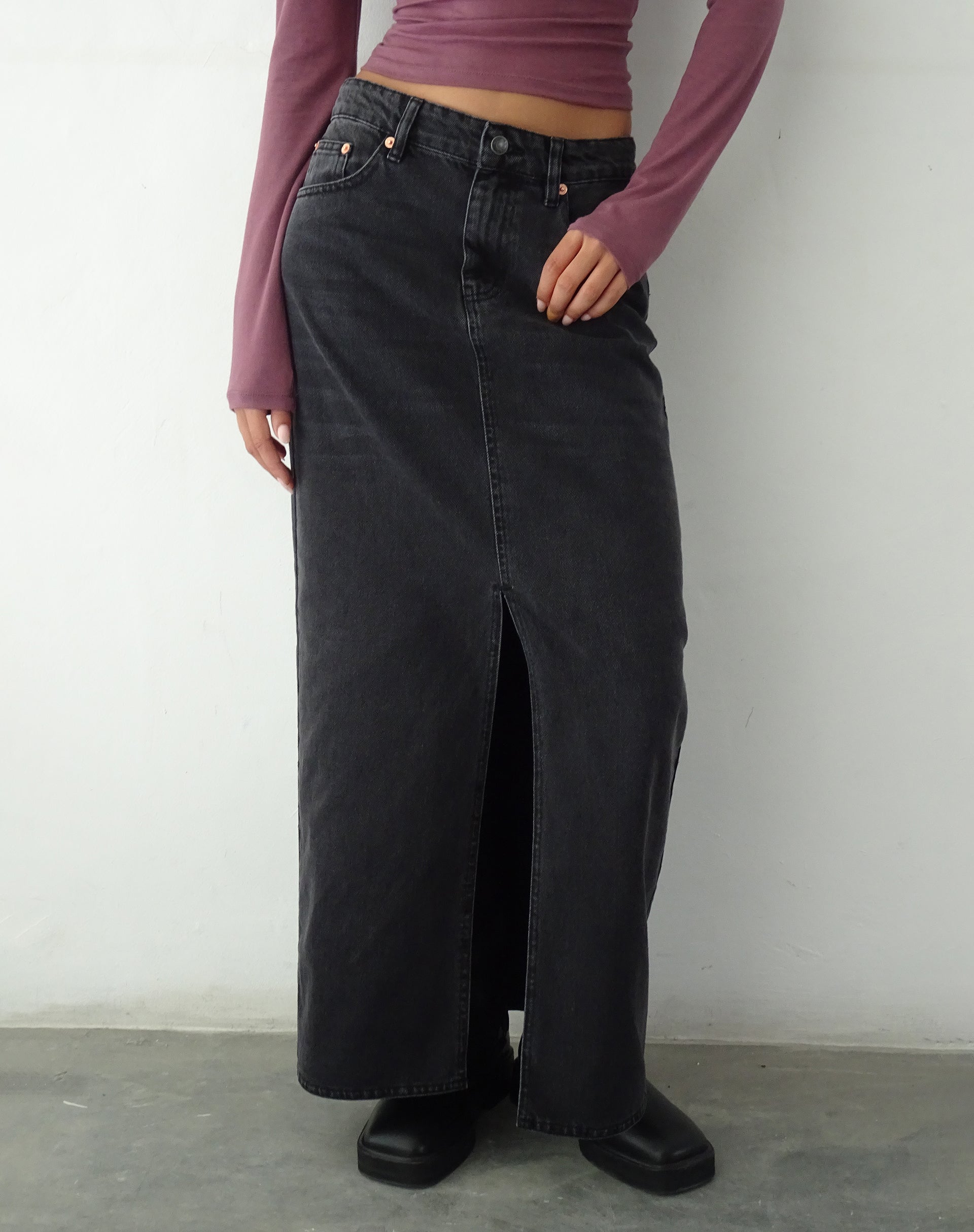 Low Rise Denim Maxi Skirt in Vintage Black-Nico Sky