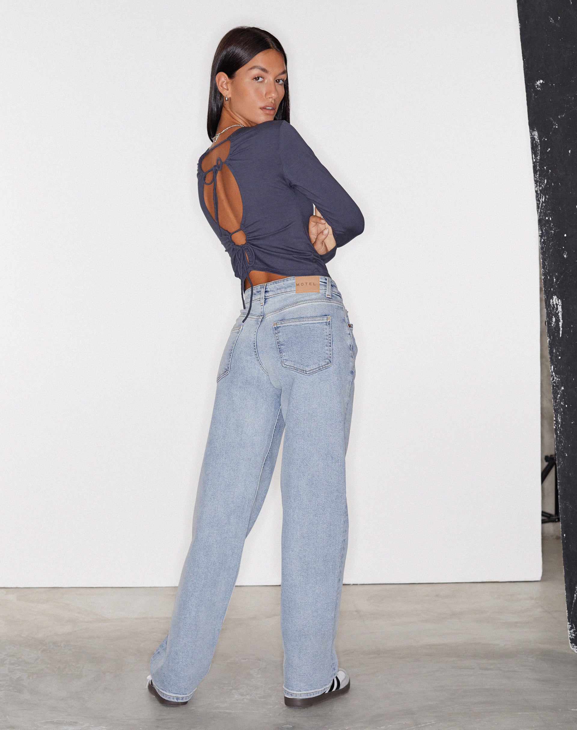 Low Rise Parallel Jeans in Light Wash Blue-Nico Sky