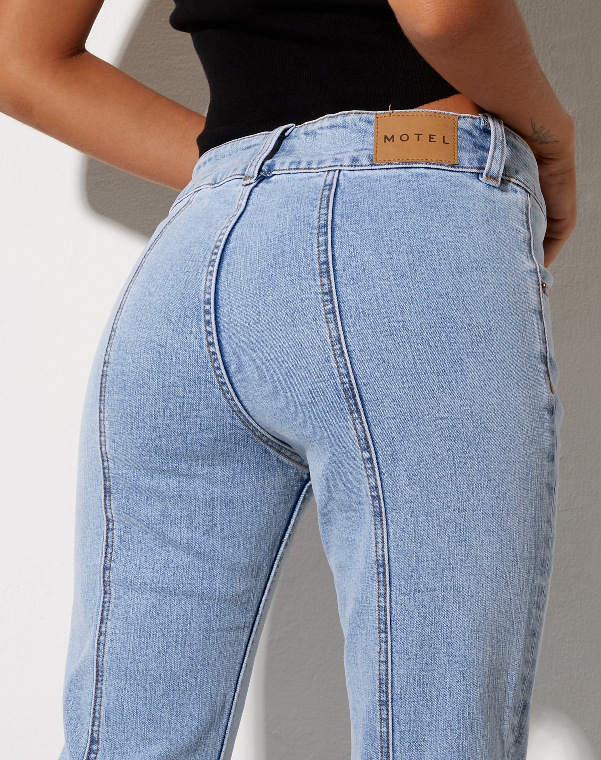 Low Rise Seam Jeans in Super Light Wash Blue-Nico Sky