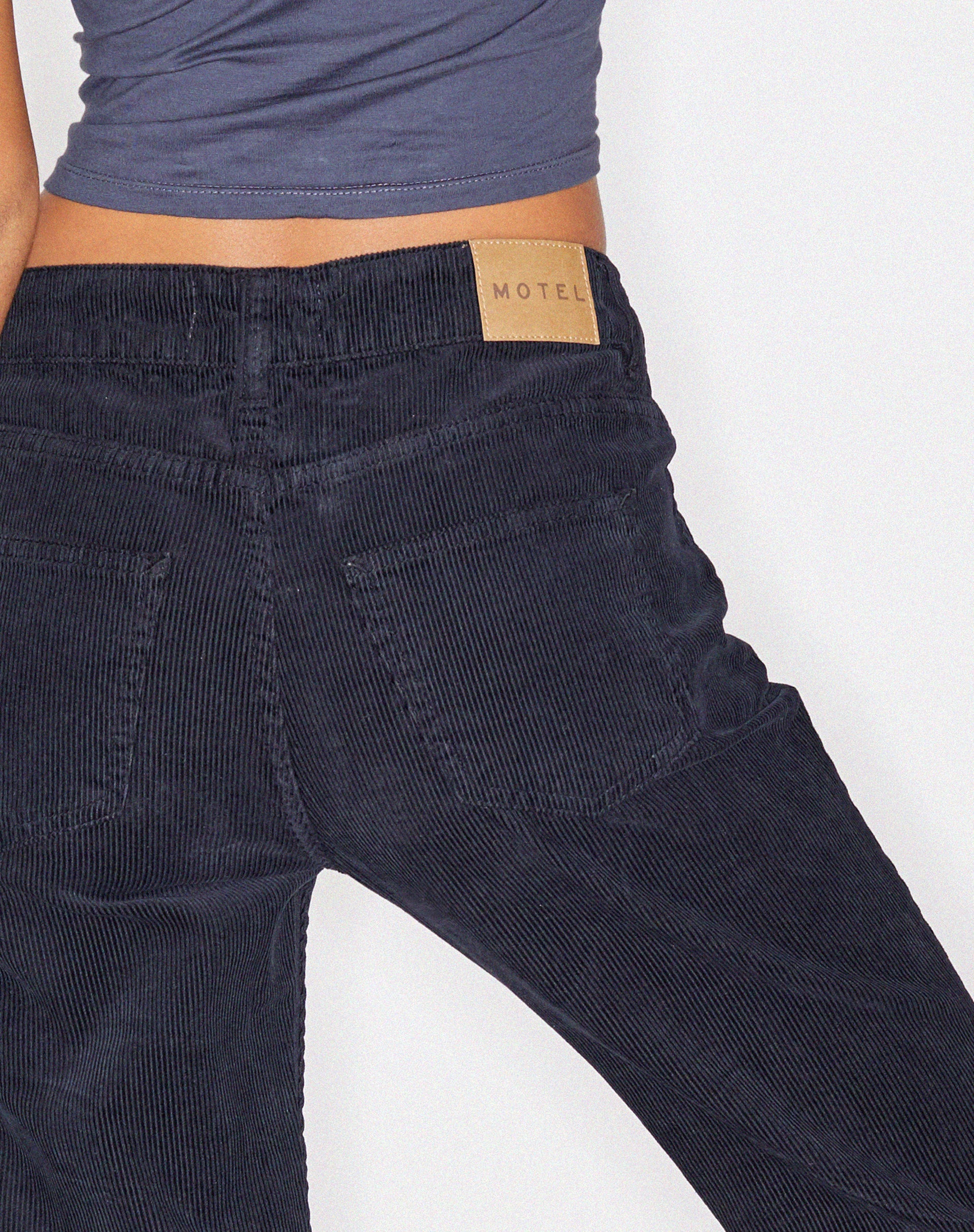 Low Rise Bootleg Jeans in Cord Black-Nico Sky