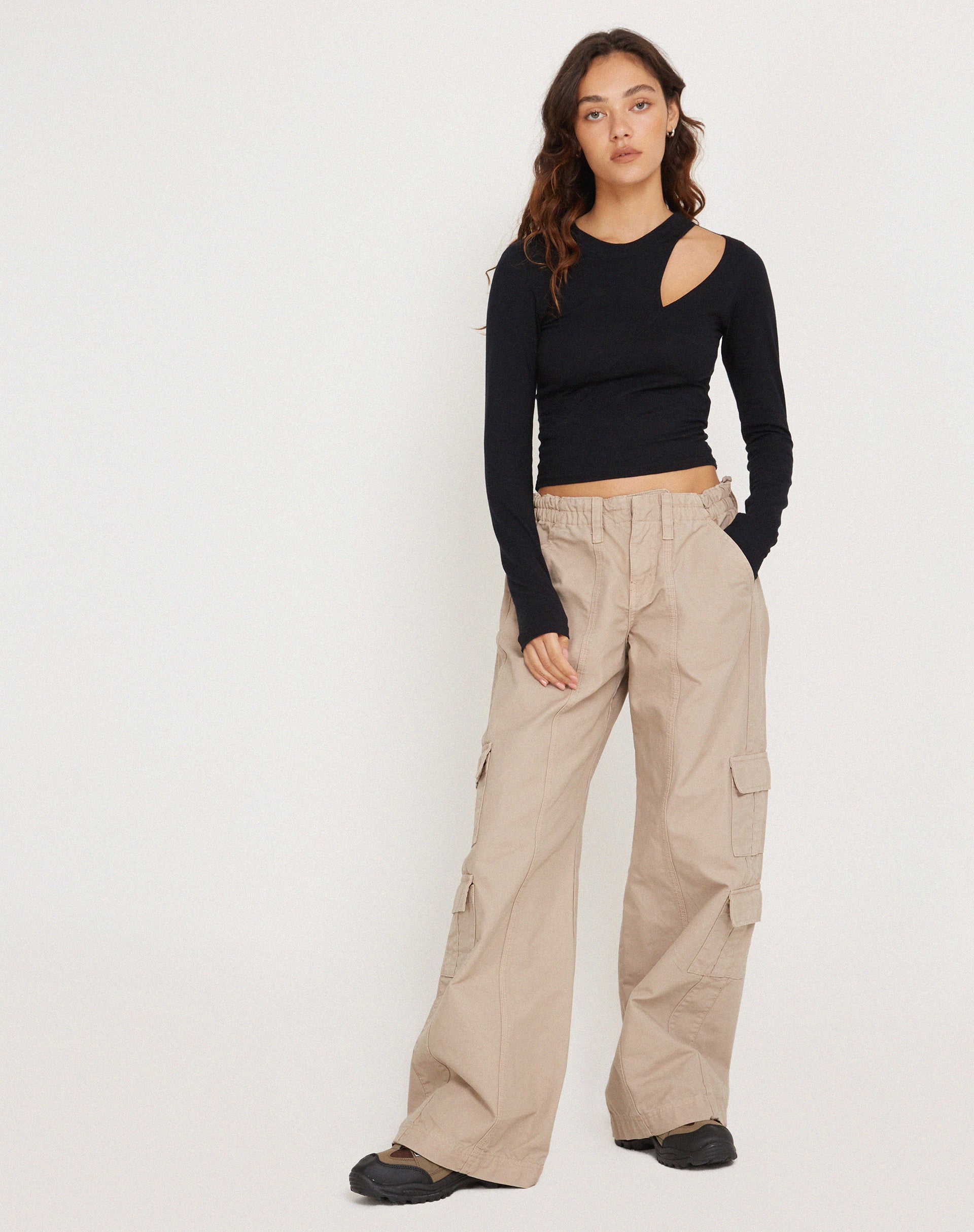 Mague Long Sleeve Crop Top in Black-Nico Sky