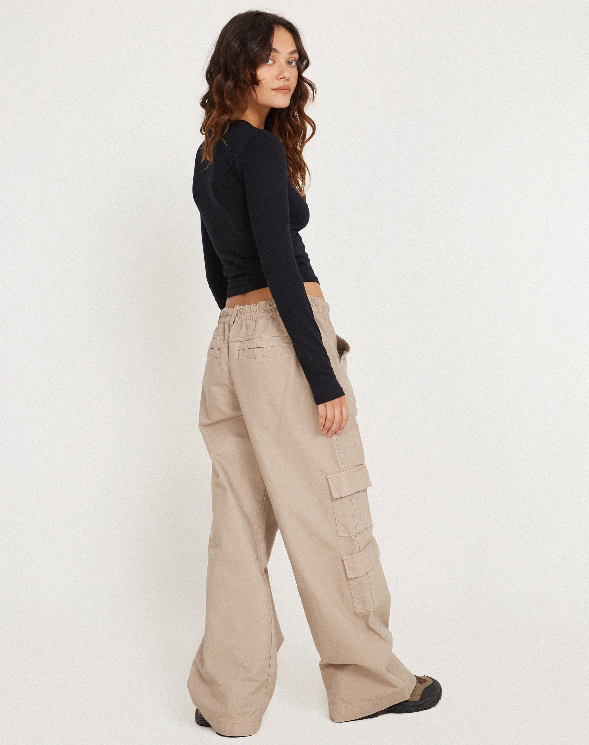 Mague Long Sleeve Crop Top in Black-Nico Sky