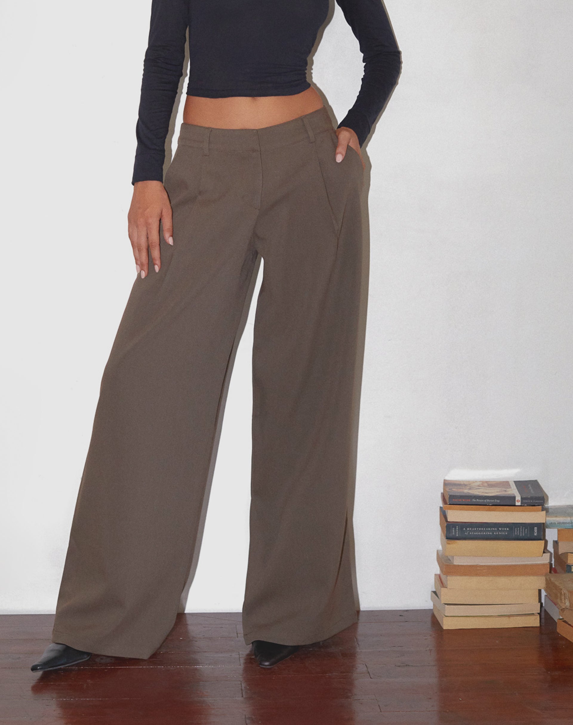 Salisu Wide Leg Trouser in Tailoring Taupe-Nico Sky