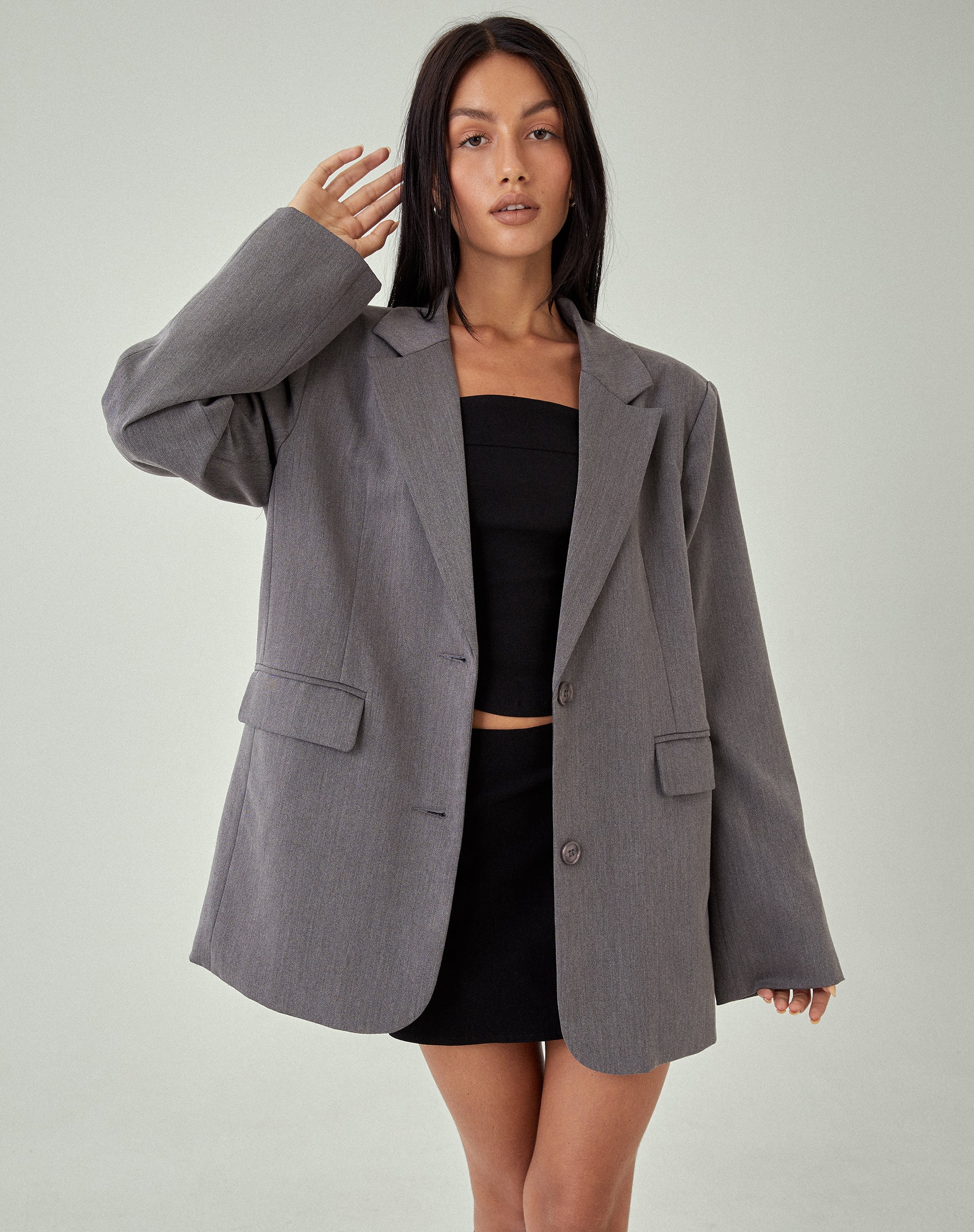MOTEL X JACQUIE Maiwa Blazer in Tailoring Charcoal-Nico Sky
