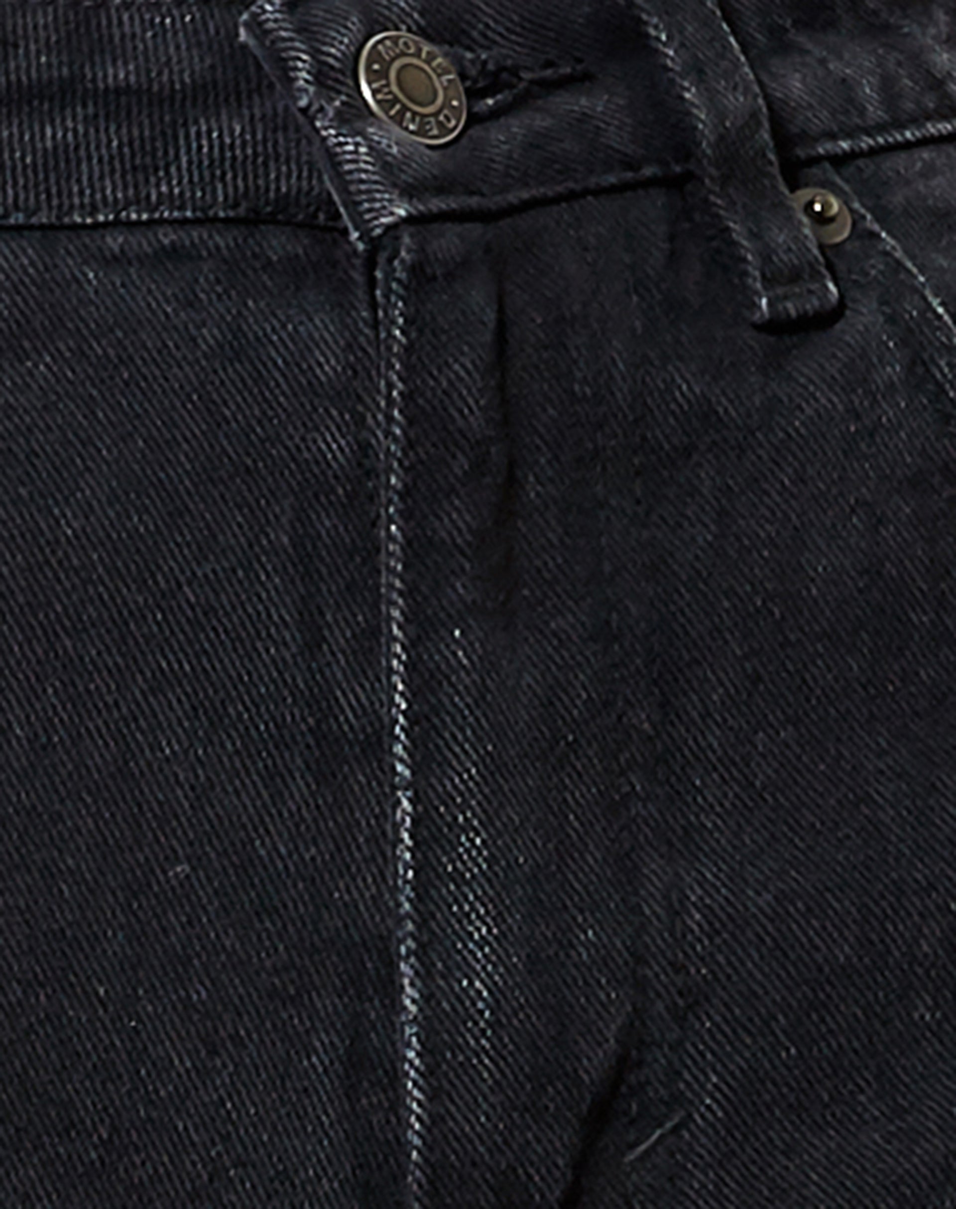 Mom Jeans in Black Wash-Nico Sky