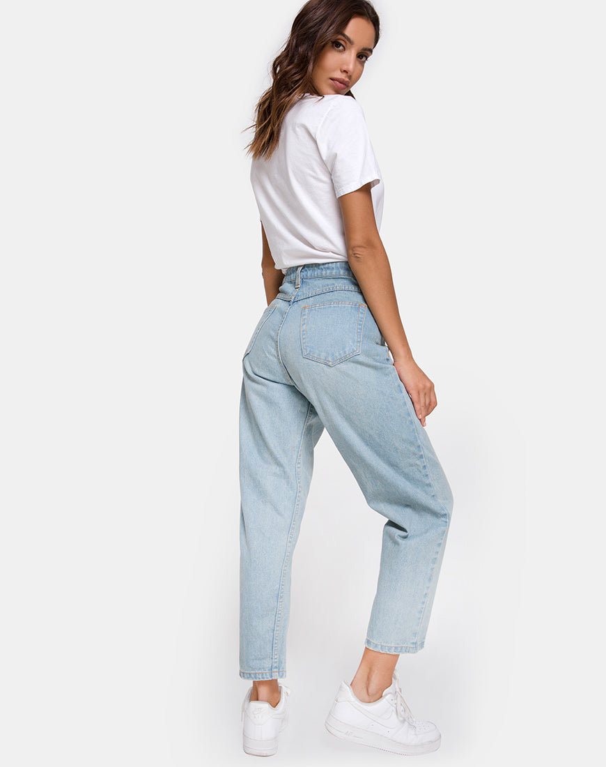 Mom Jeans in Blue Wash-Nico Sky