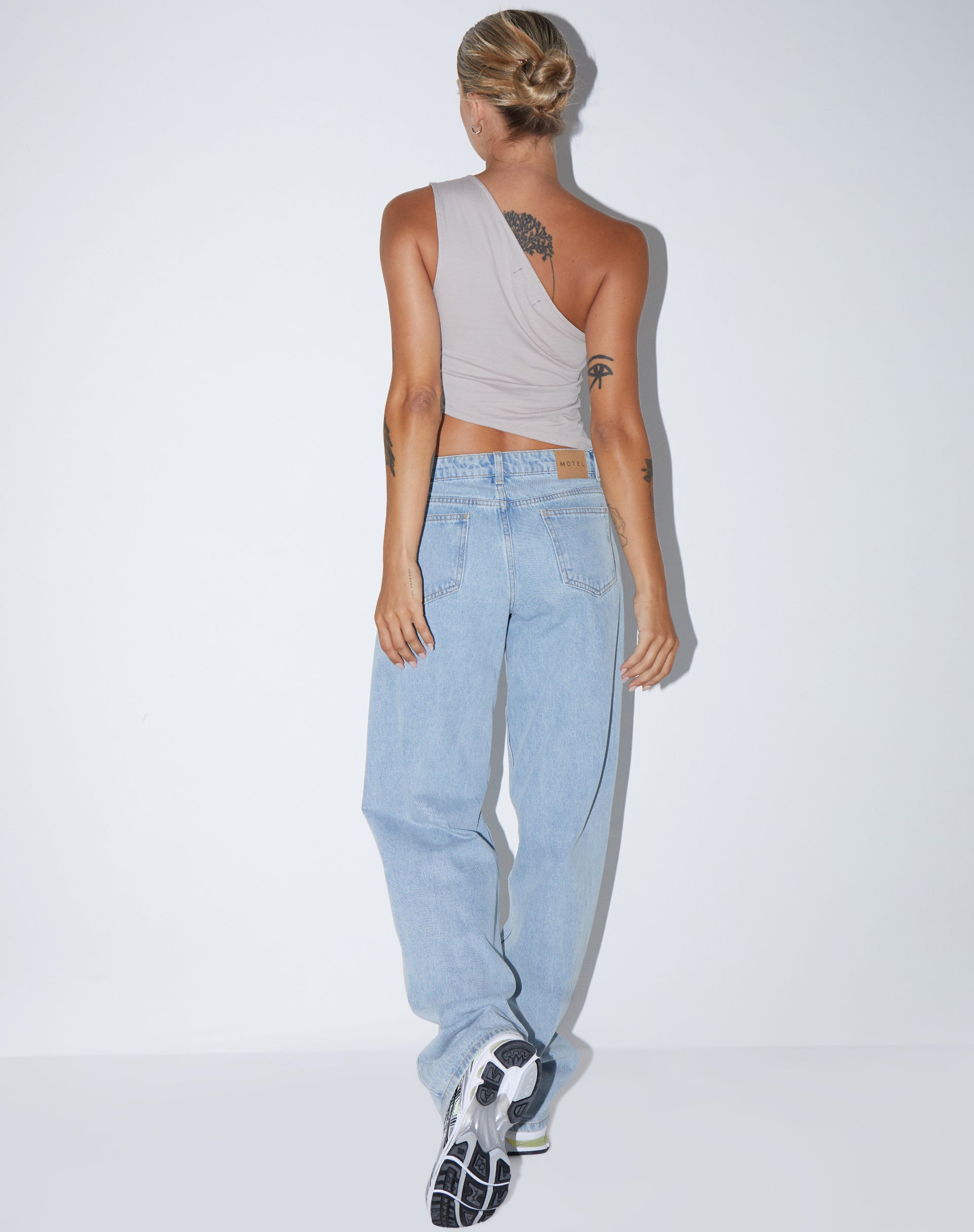 Bayva Crop Top in Lycra Oat Milk-Nico Sky