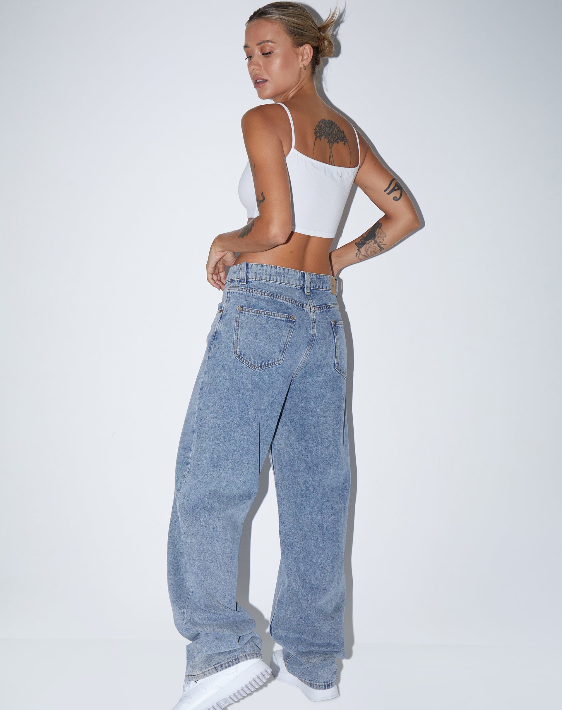 Keenan Crop Top in Lycra White-Nico Sky