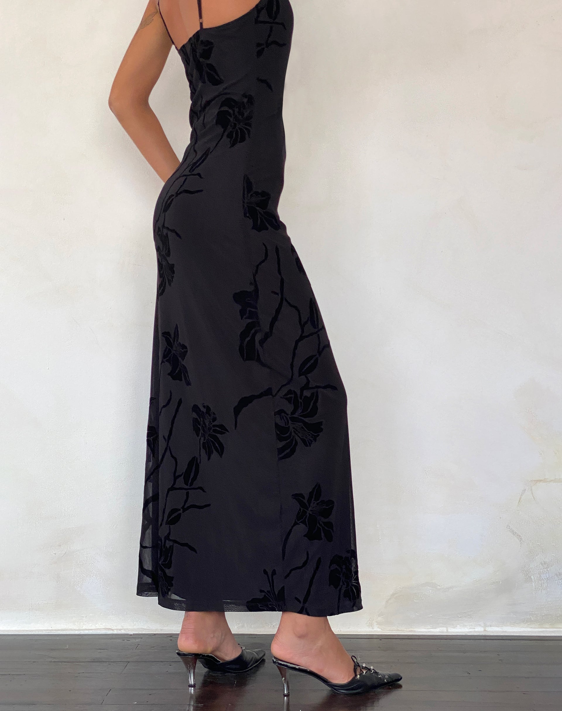 Nodu Maxi Dress in Orchids Flock Black-Nico Sky