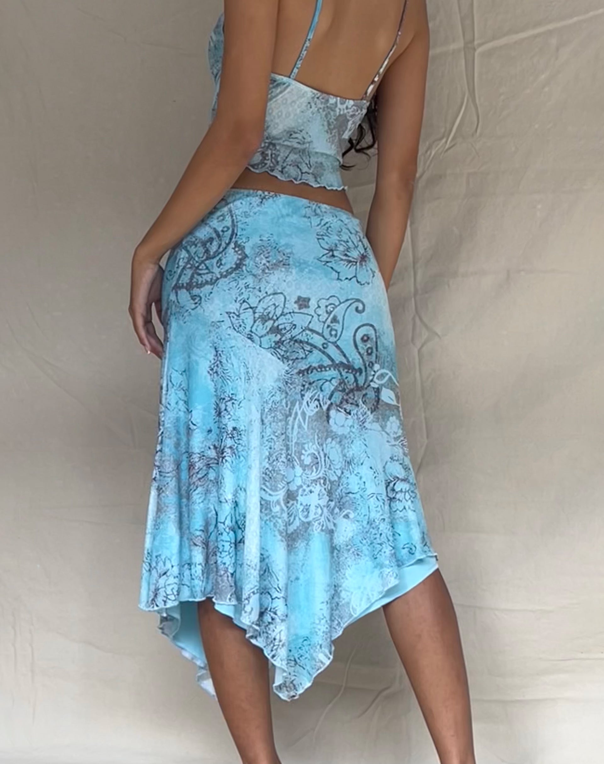 Cinta Low Rise Midi Skirt in Paisley Abstract Rustic-Nico Sky