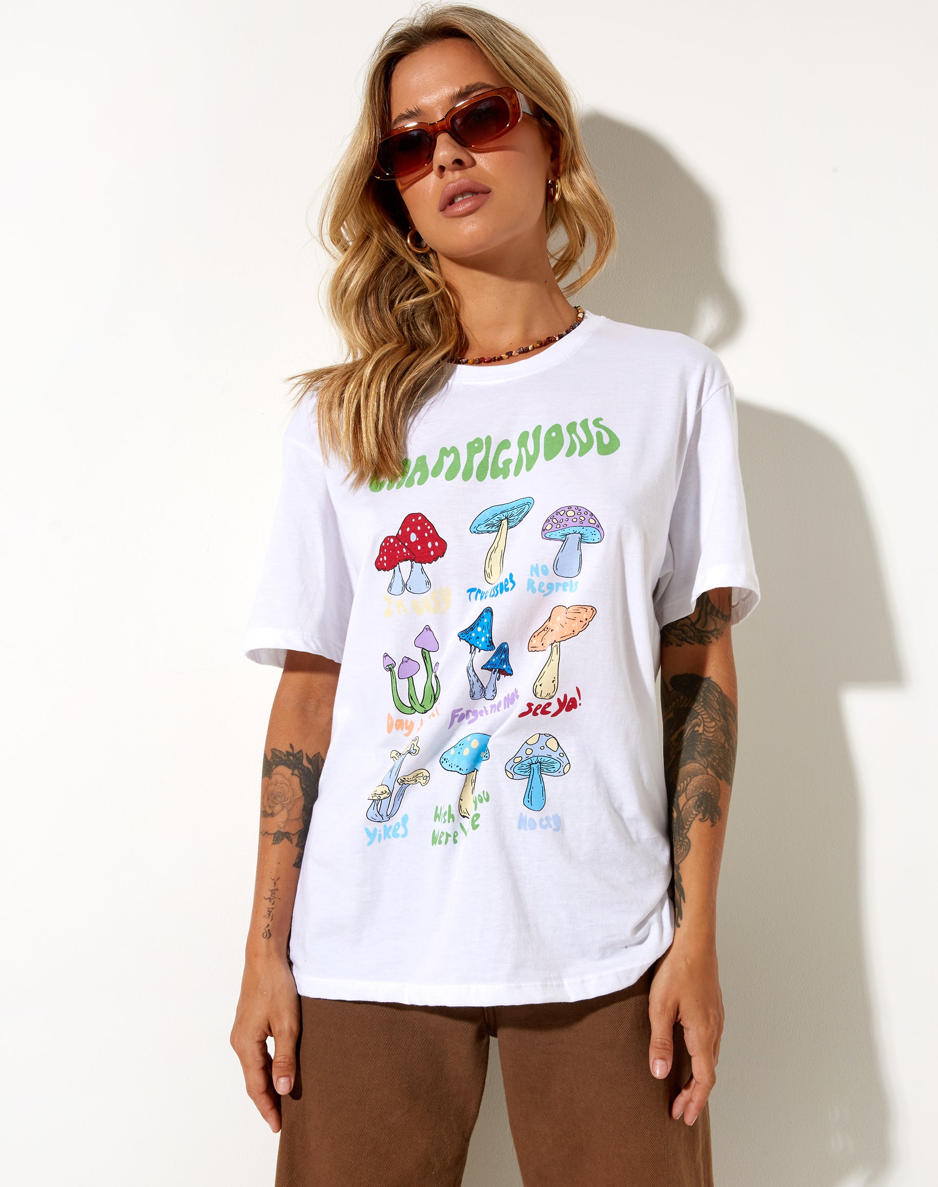 Oversize Basic Tee in White Champignons-Nico Sky