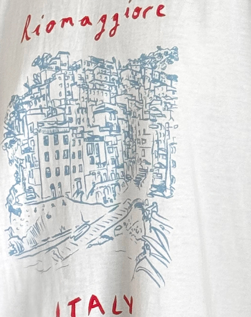 Oversized Basic Tee in Riomaggiore Italy White-Nico Sky