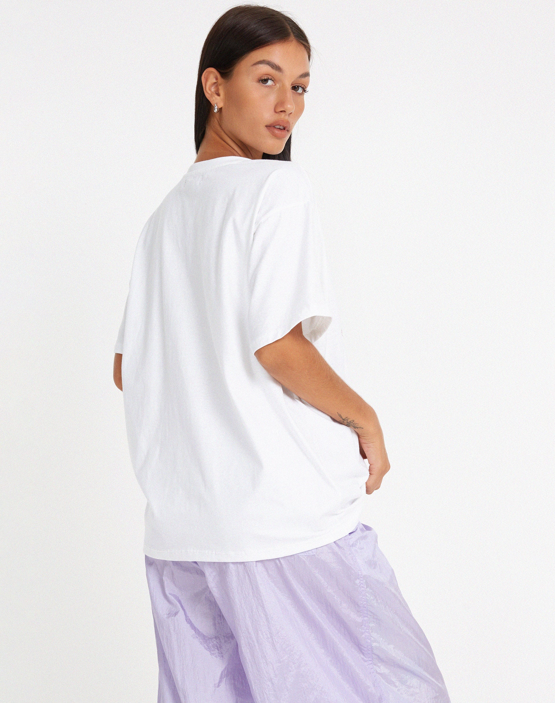Oversize Basic Tee in White Bite Me-Nico Sky