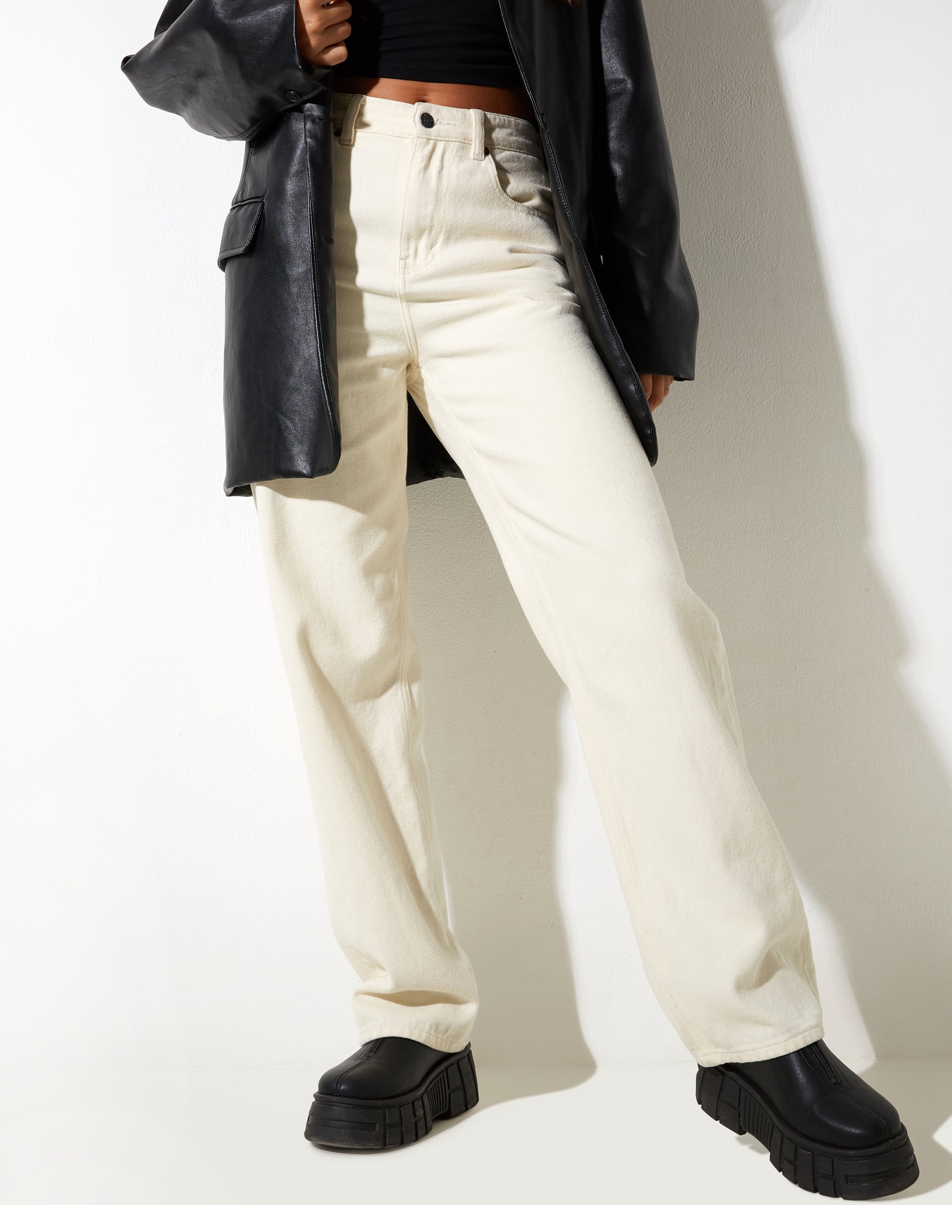 Parallel Jeans in Buttermilk-Nico Sky