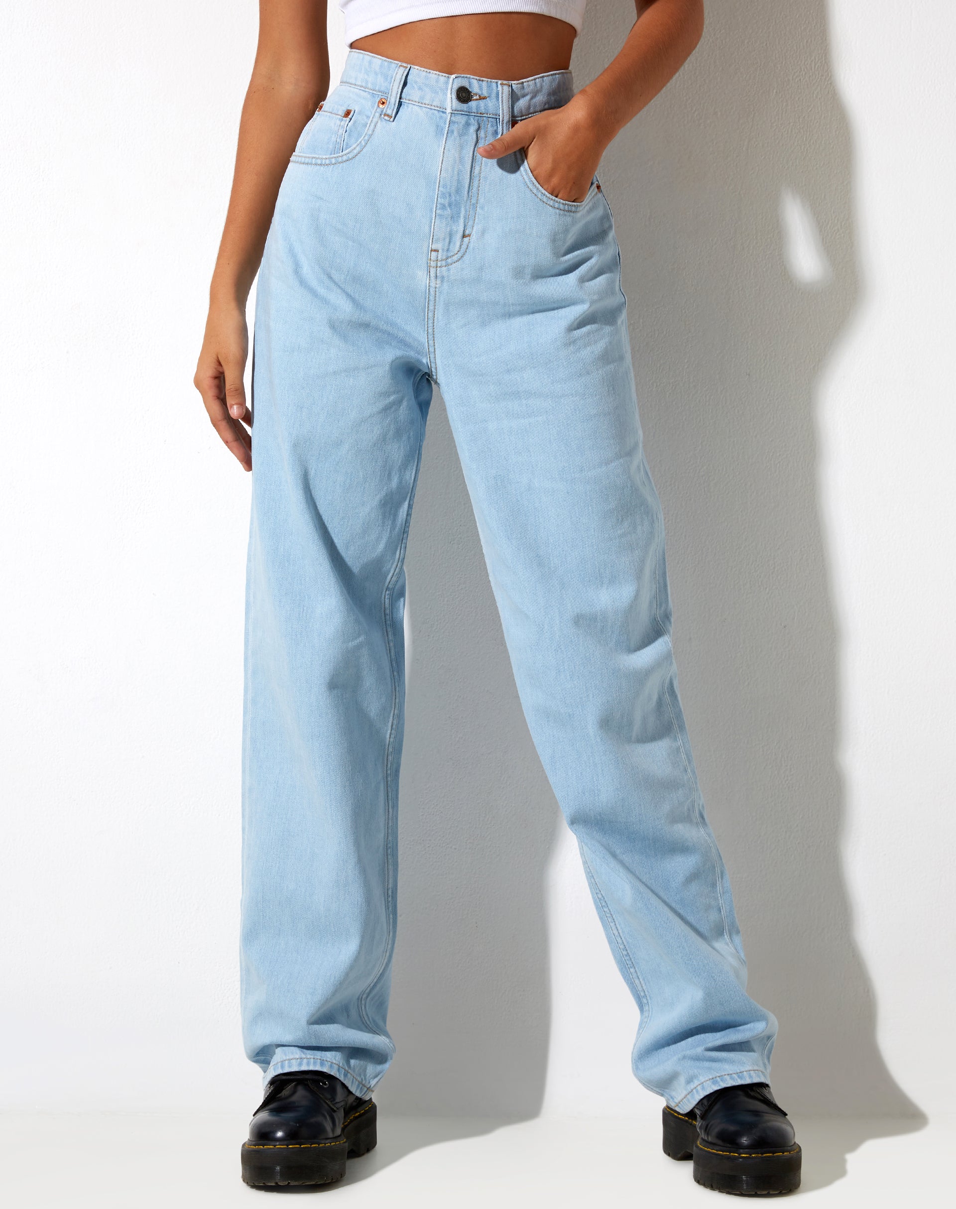 Parallel Jeans in Super Light Wash-Nico Sky