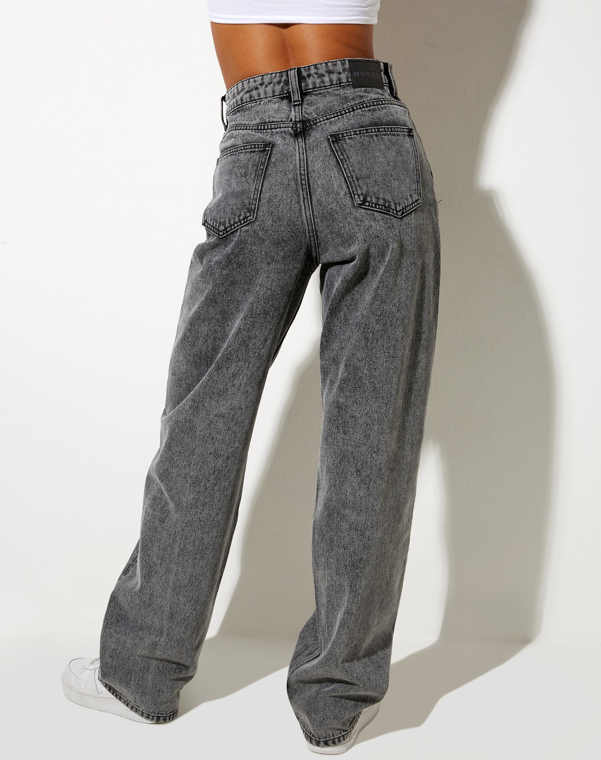 Parallel Jeans in Acid Black-Nico Sky