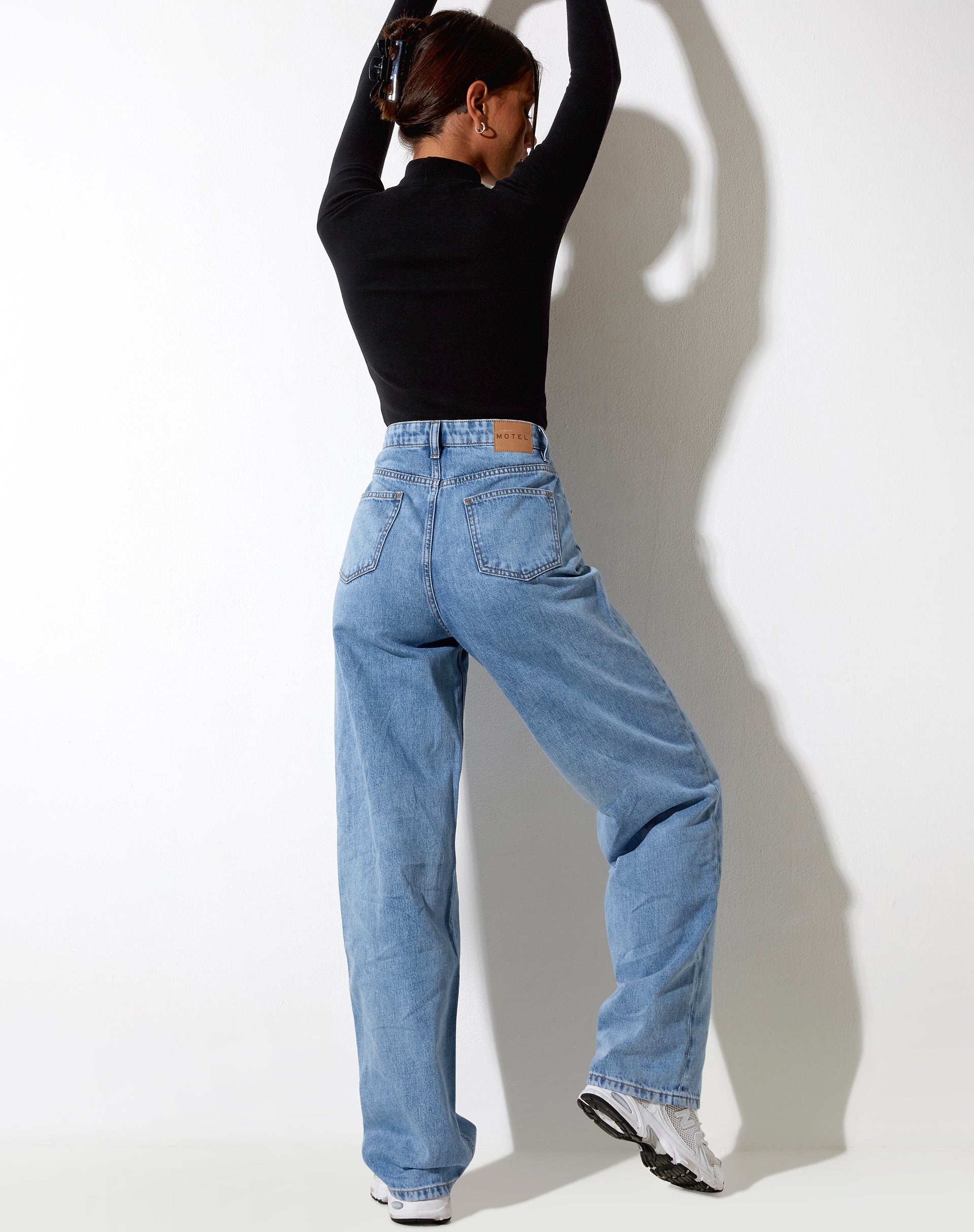 Parallel Jeans in Tonal Light Wash Blue-Nico Sky