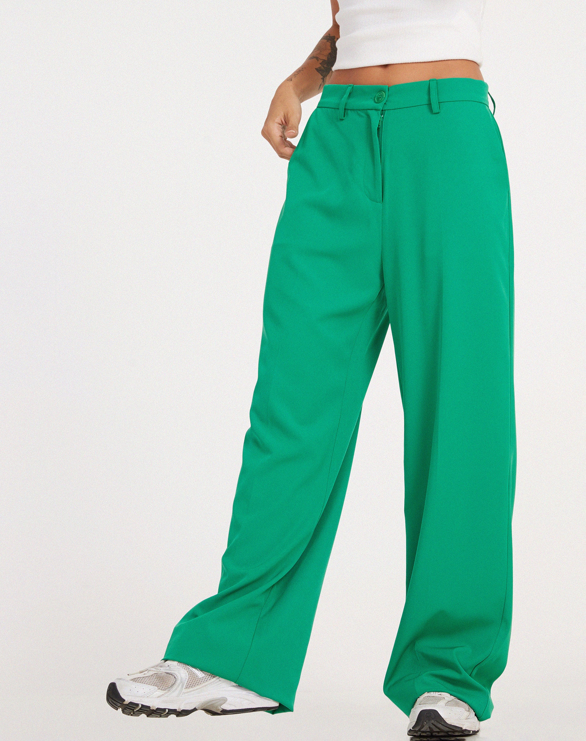 Abba Trouser in Tailoring Green-Nico Sky