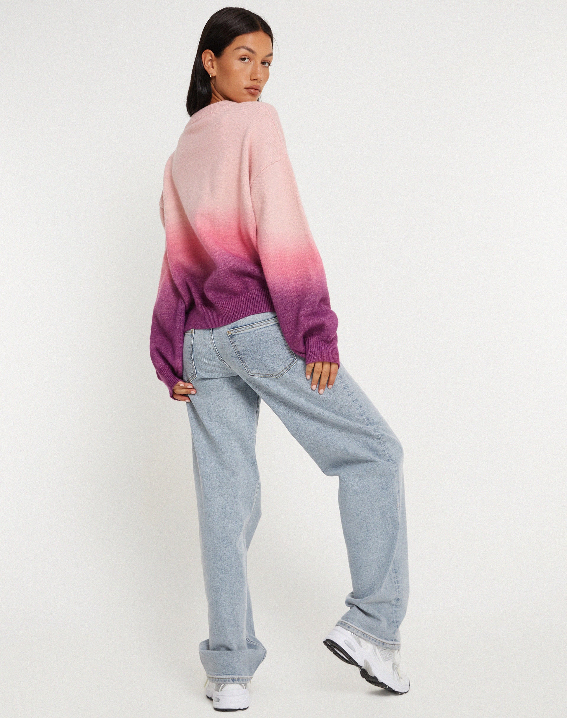 Akari Jumper in Gradient Pink-Nico Sky