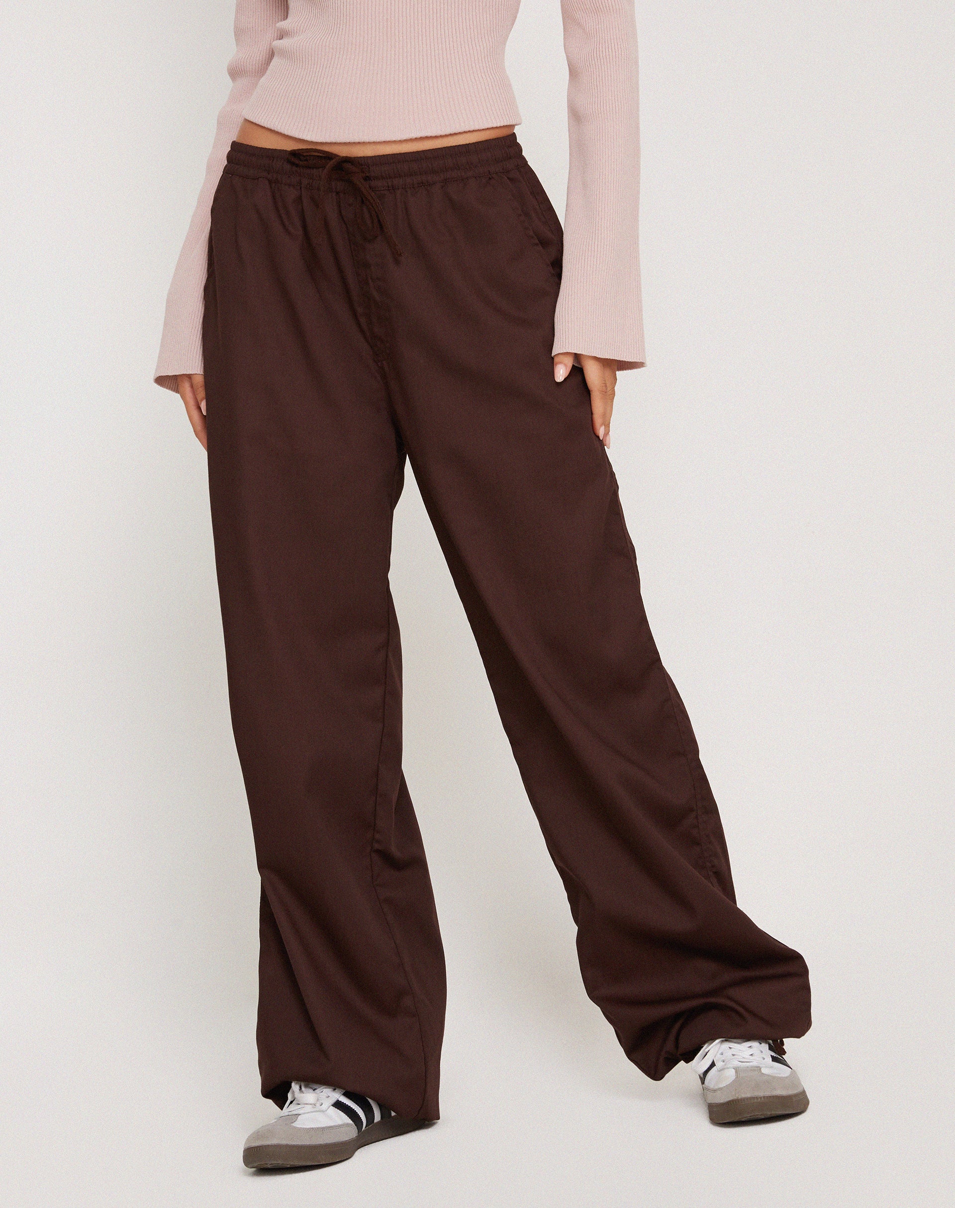 Arleth Trouser in Brown-Nico Sky
