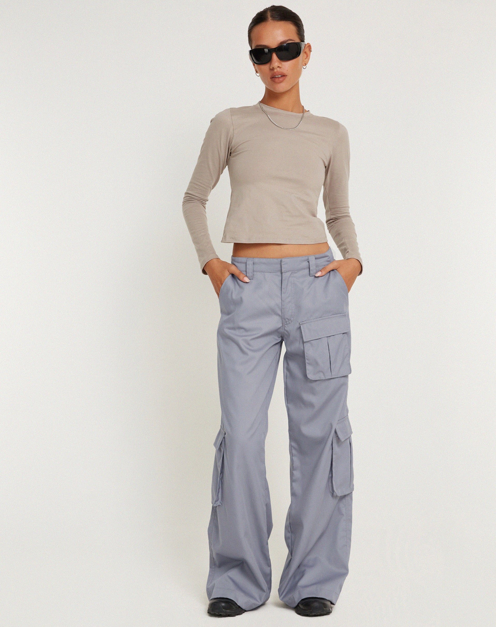 Lovis Low Rise Cargo Trouser in Grey-Nico Sky