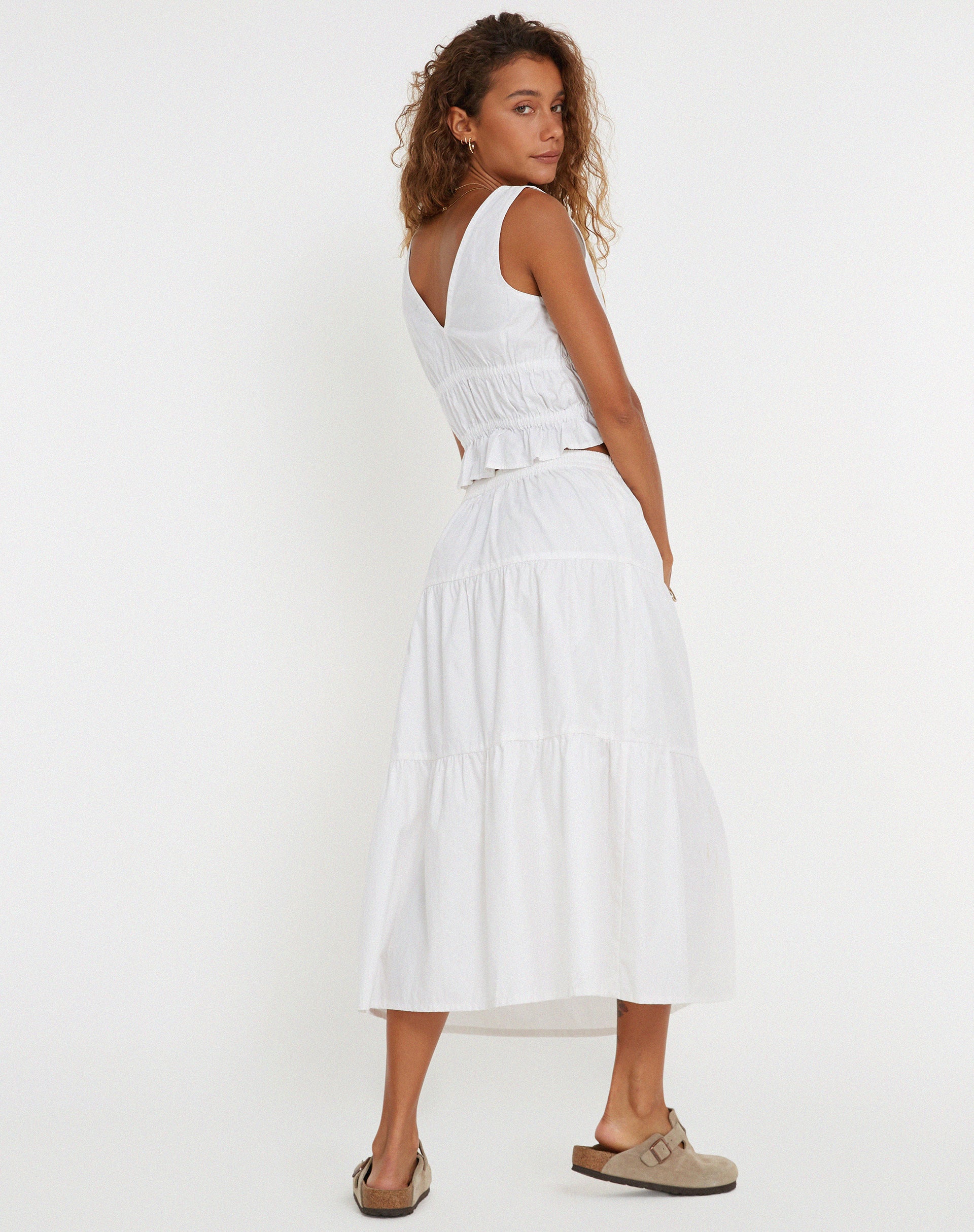 Midaxi Skirt in White-Nico Sky