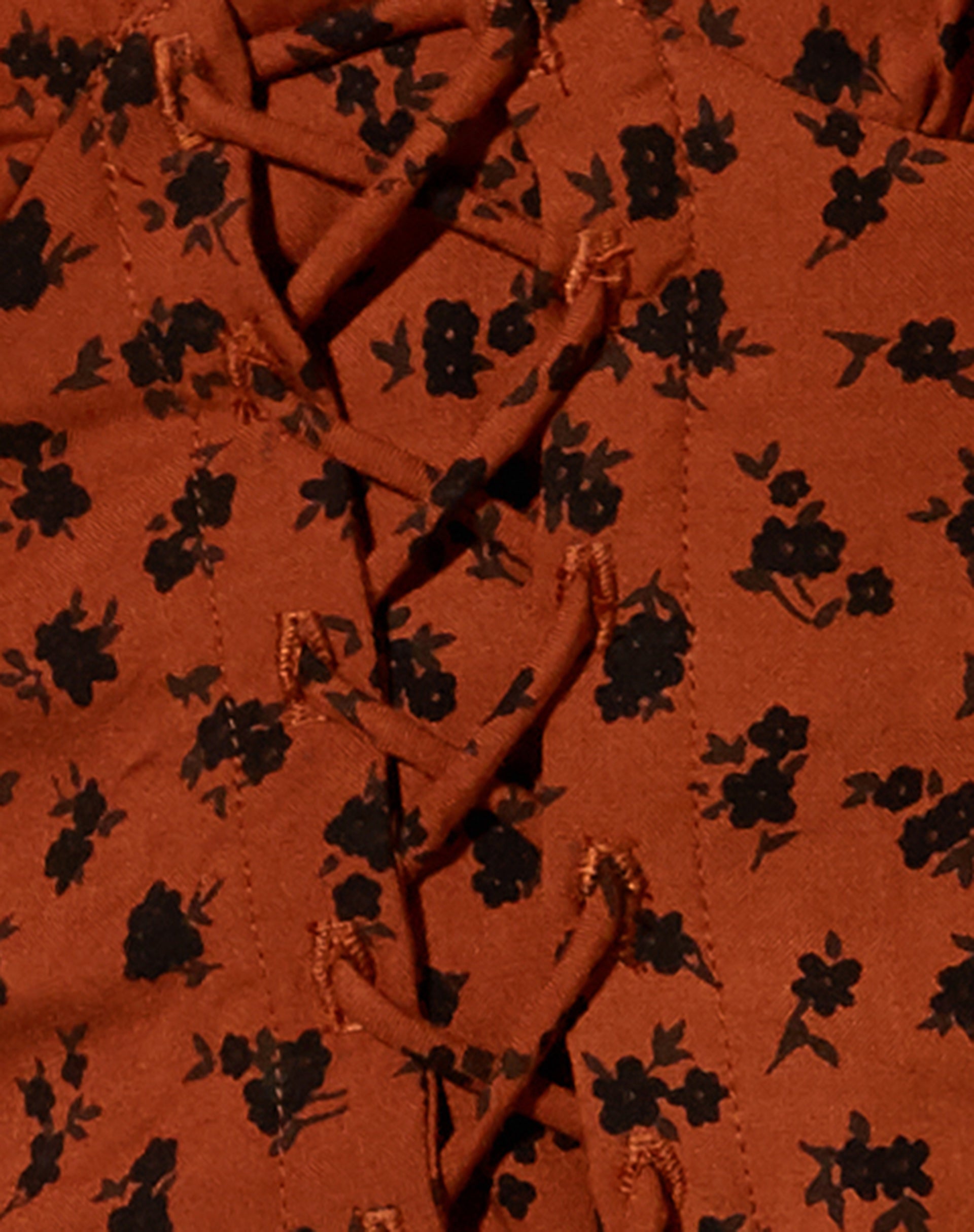 Romina Top in Dainty Daisy Bombay Brown-Nico Sky