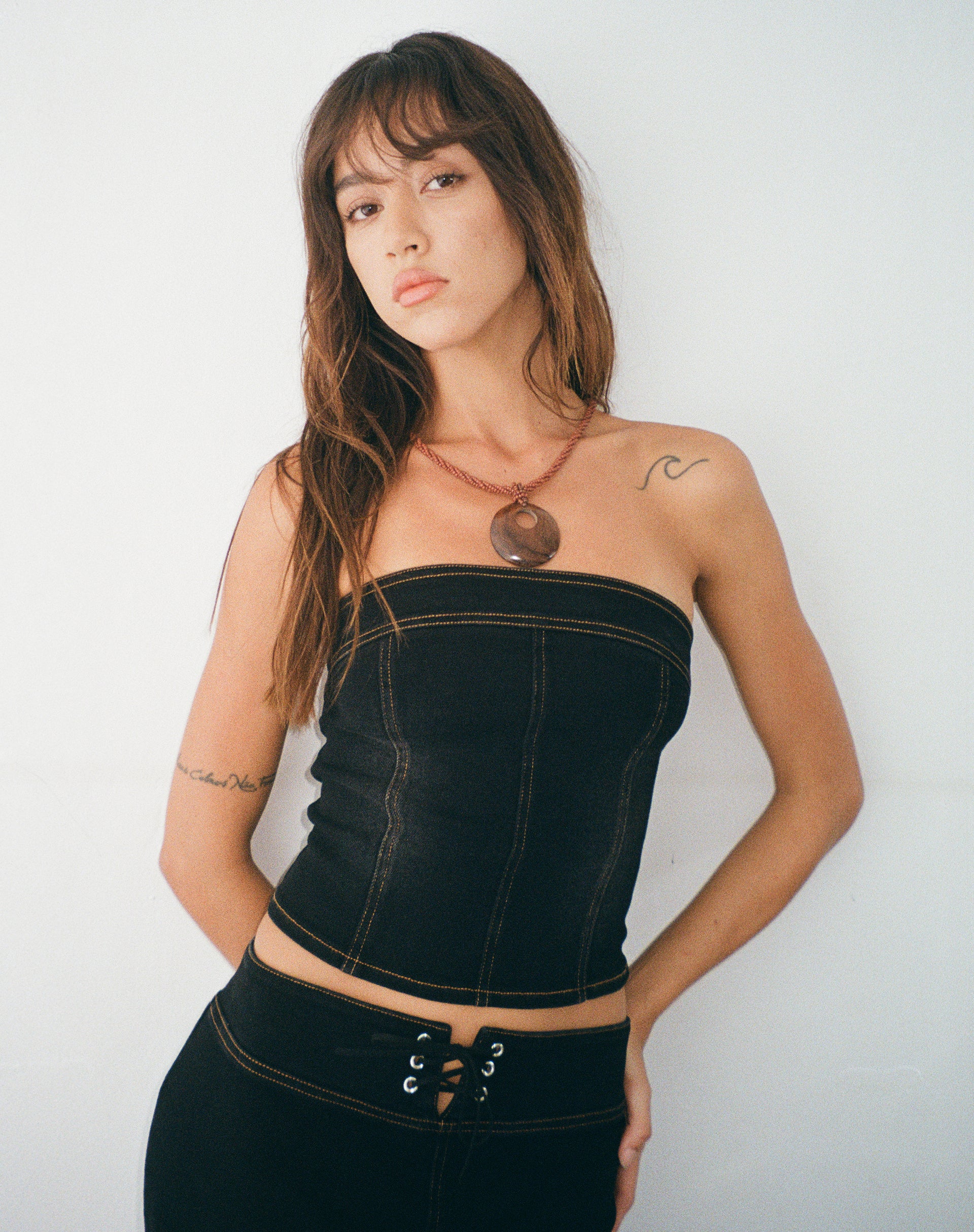 Ronji Necklace with Round Wooden Pendant-Nico Sky