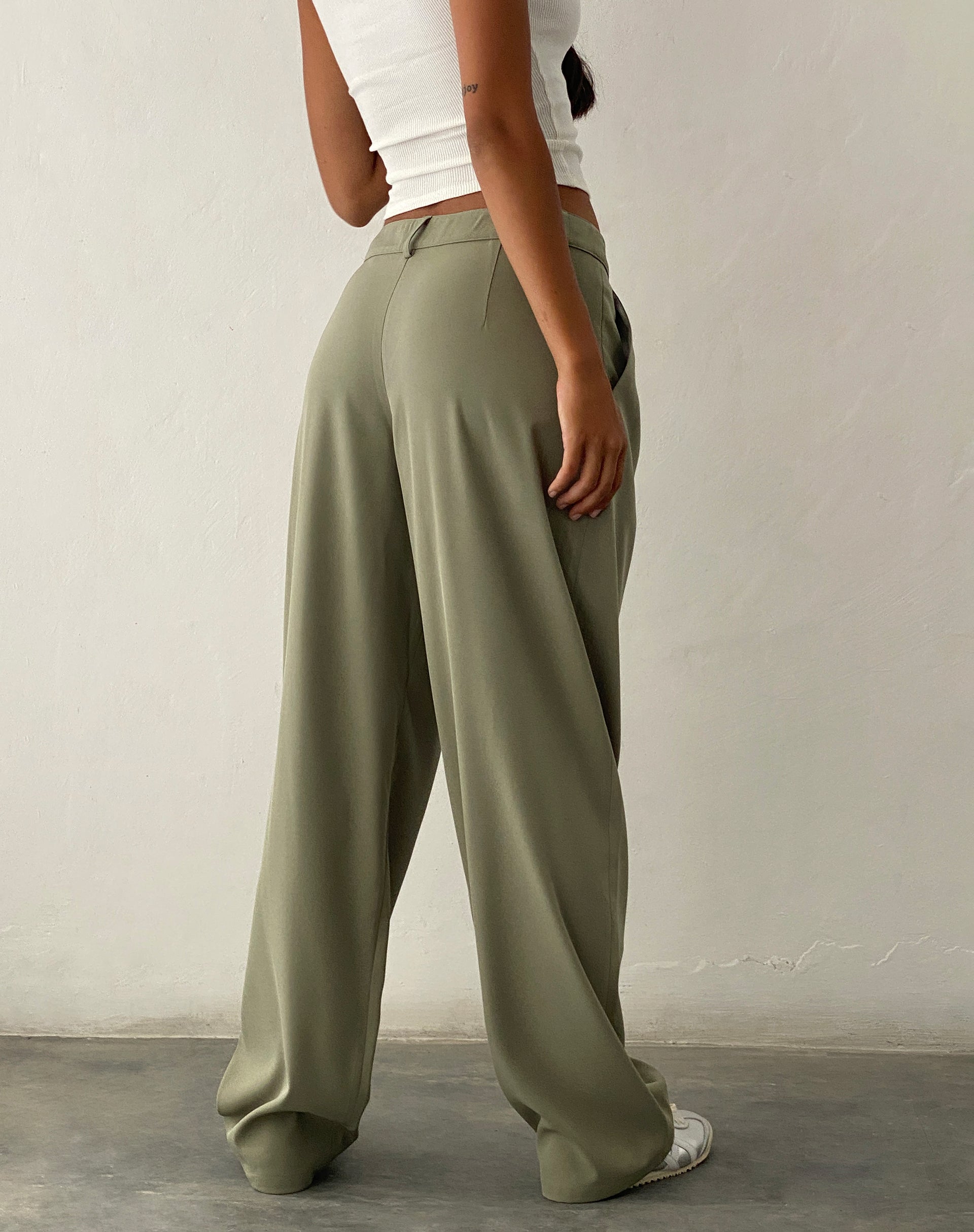 Sakaria Wide Leg Trouser in Tailoring Stone Sage-Nico Sky