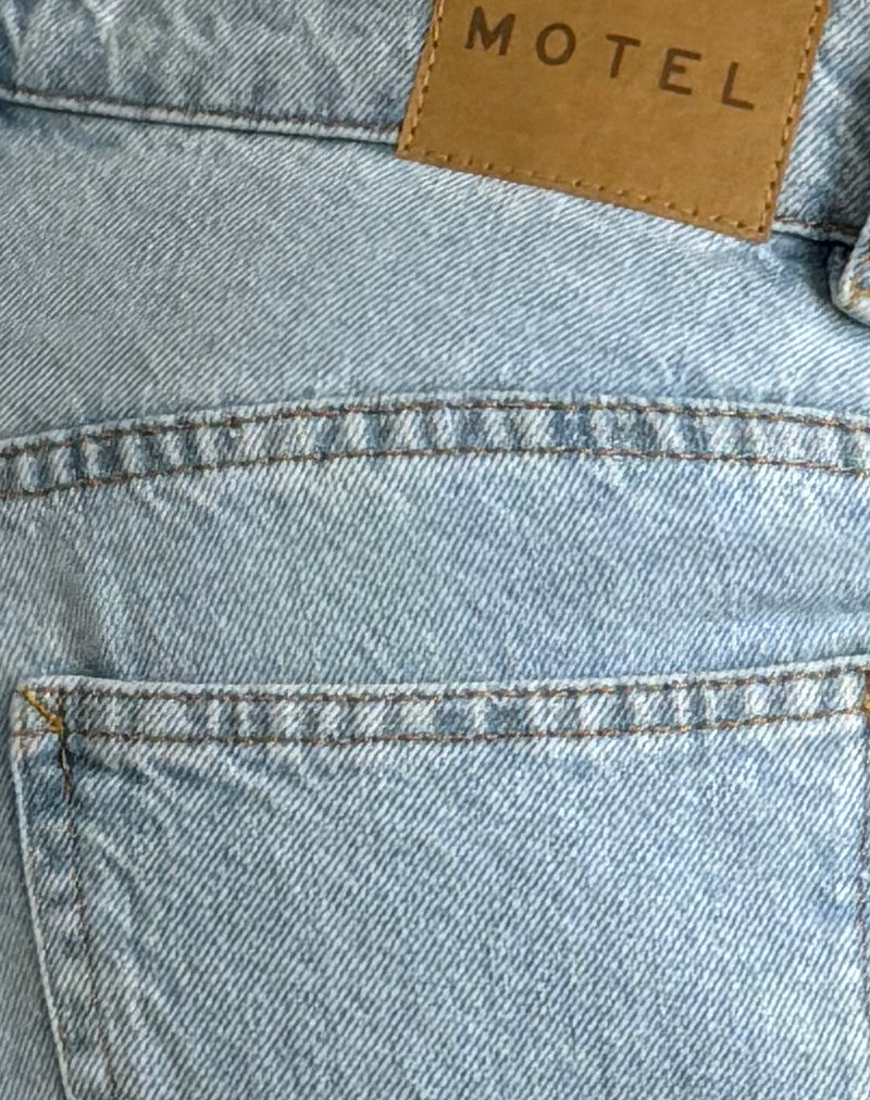 Roomy Extra Wide Low Rise Jeans in Light Wash Blue-Nico Sky