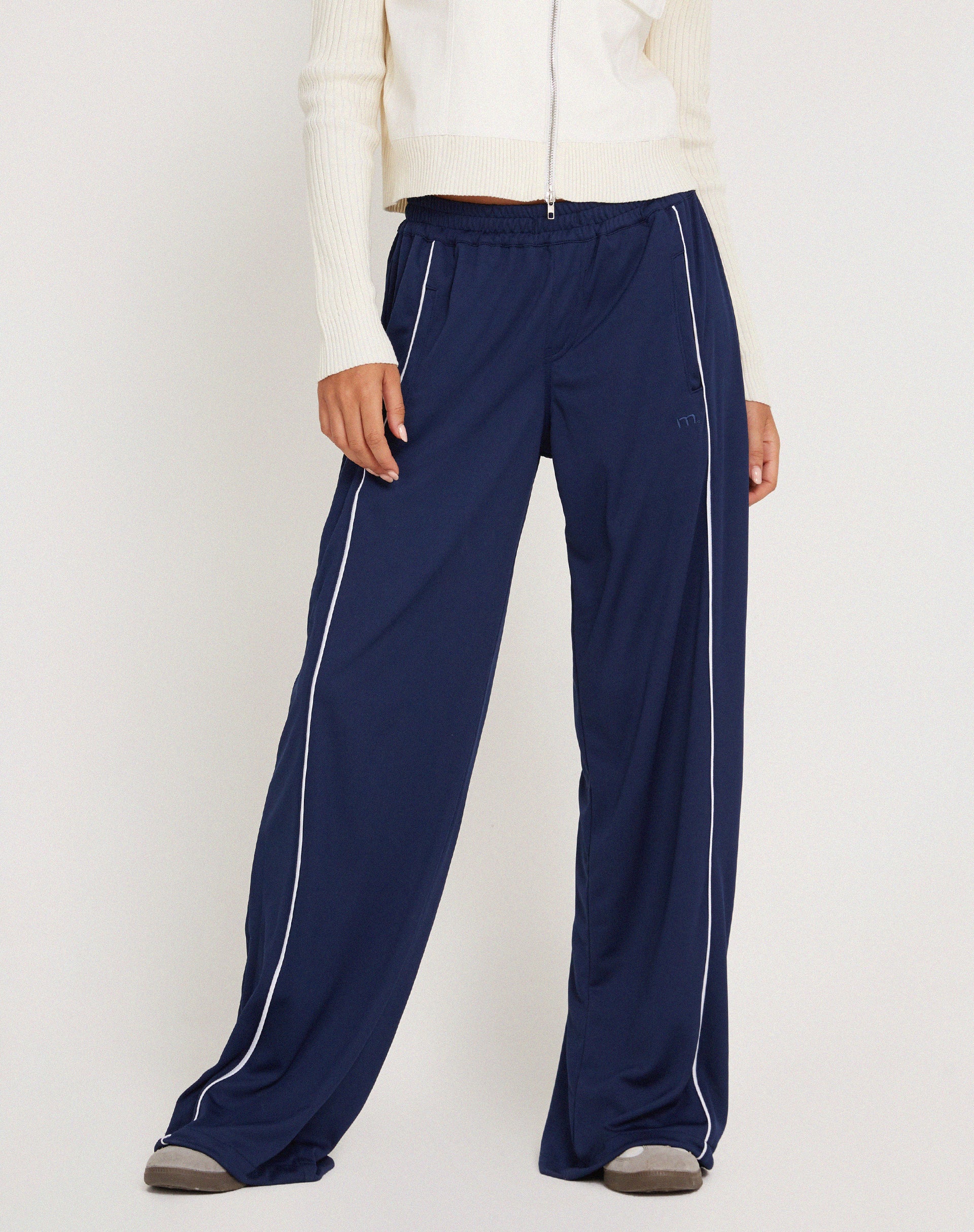 Shobi Wide Leg Jogger in Navy-Nico Sky