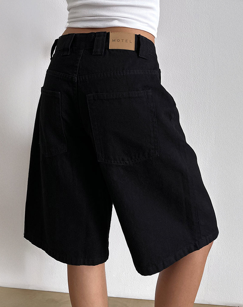 Low Rise Skater Shorts in Rinse Black Denim-Nico Sky