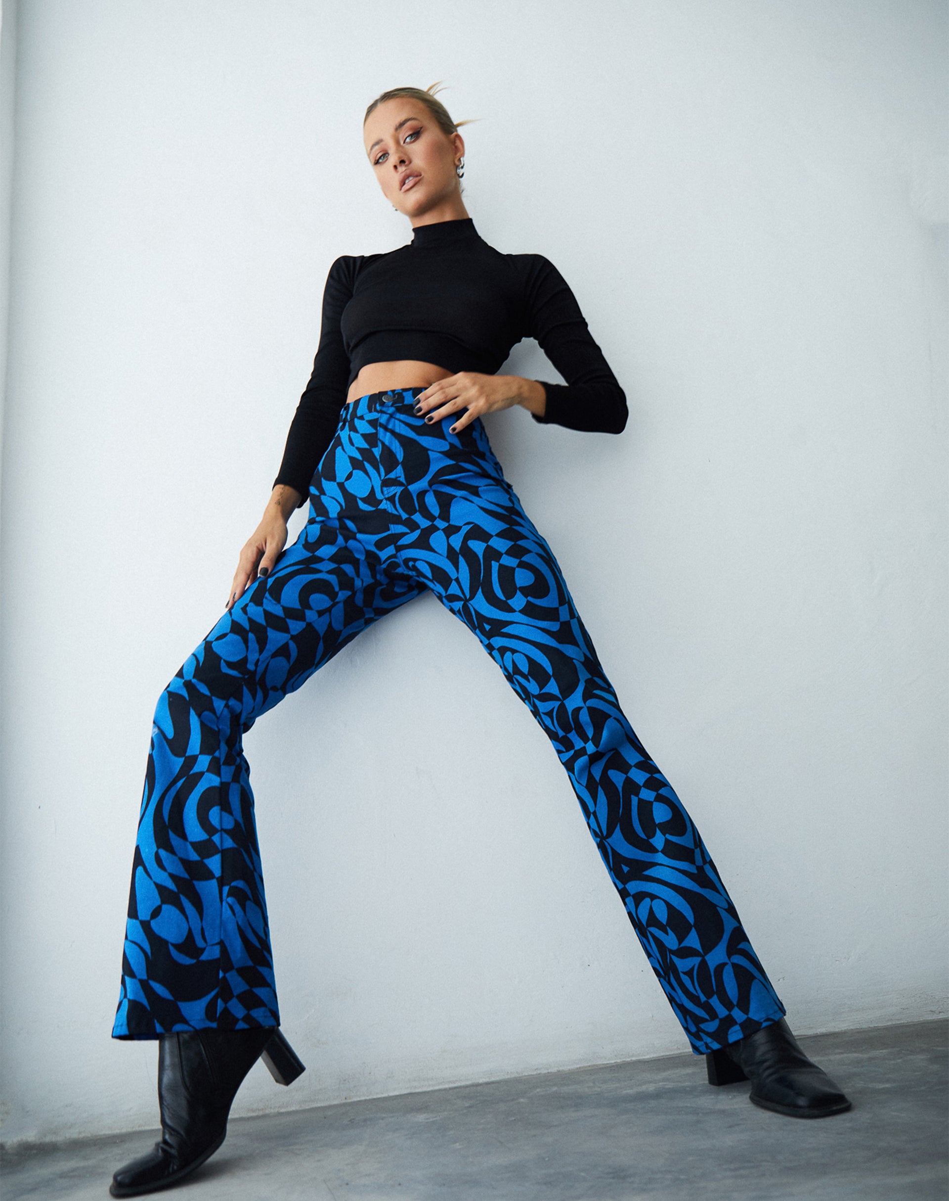 Zoven Trouser in Irregular Optic Blue-Nico Sky