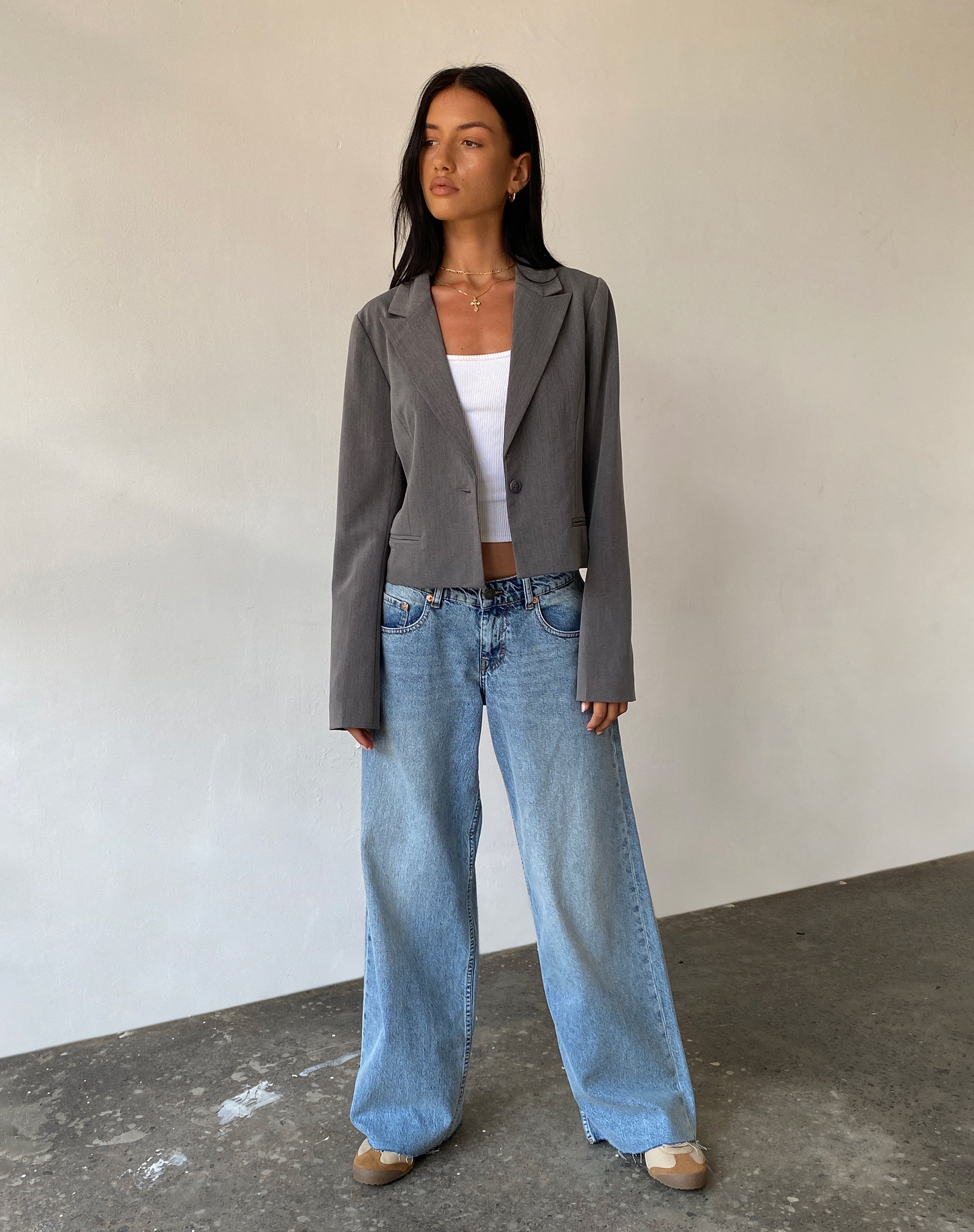 Walid Cropped Blazer in Tailoring Charcoal-Nico Sky