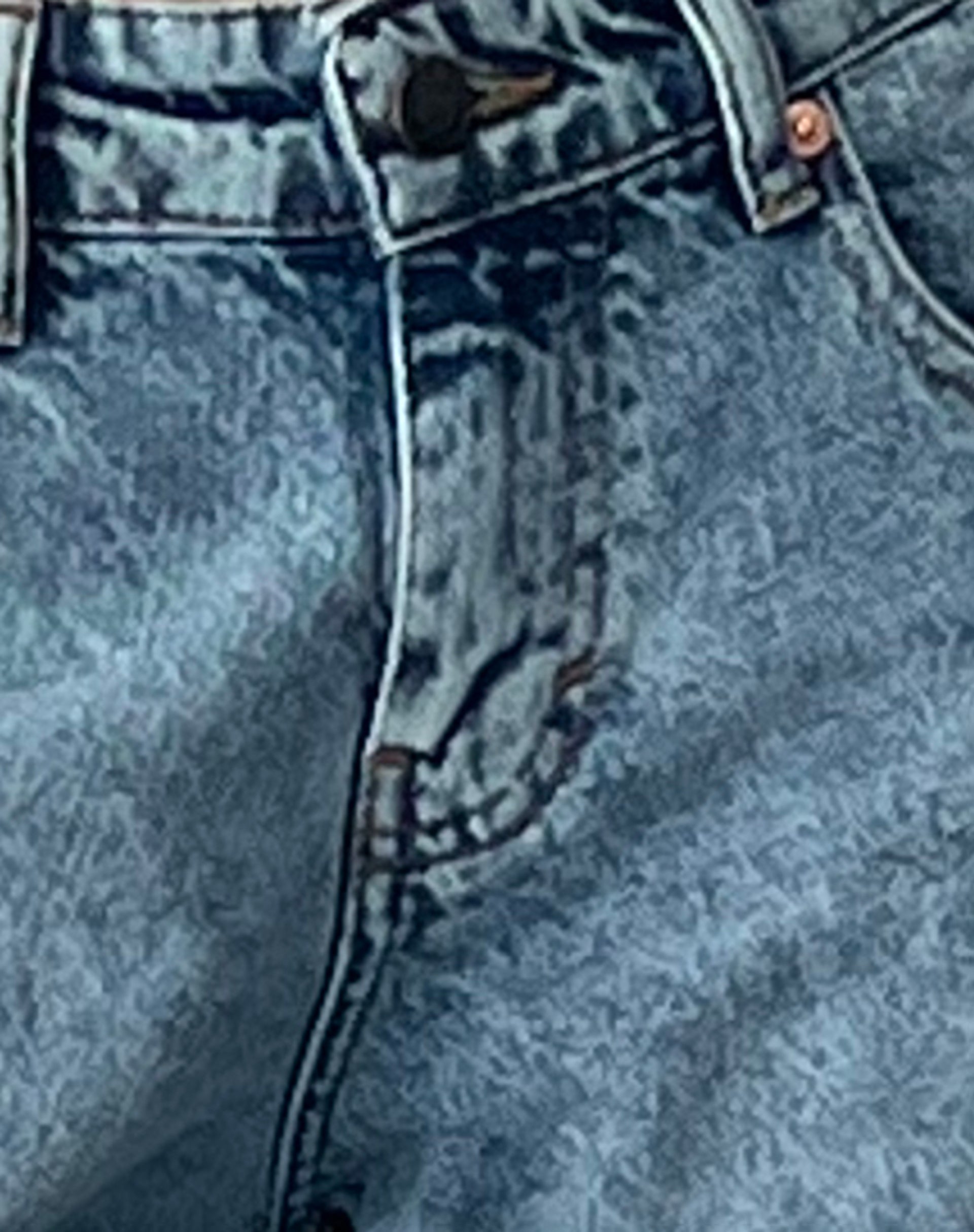 Roomy Extra Wide Low Rise Jeans in Vintage Blue Wash-Nico Sky