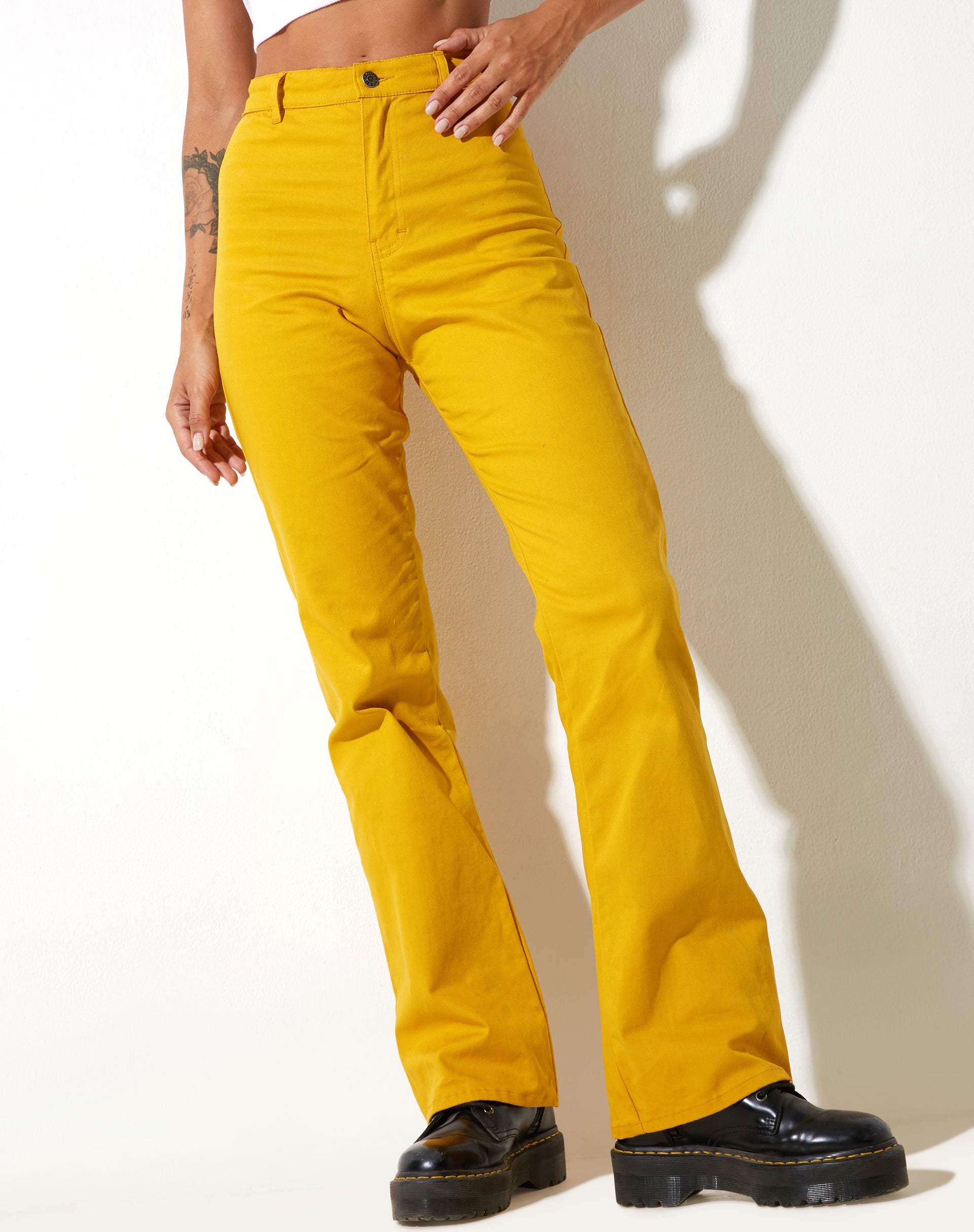 Zoven Flare Trouser in Twill Sulfur Mustard-Nico Sky