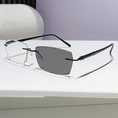 Auto-Focus Glasses 🕶️: A pair of smart progressive photochromic glasses 🔍, locking in high-definition vision all day long ☀️. Instantly turns into sunglasses outdoors, offering powerful UV protection to shield your eyes ✅.