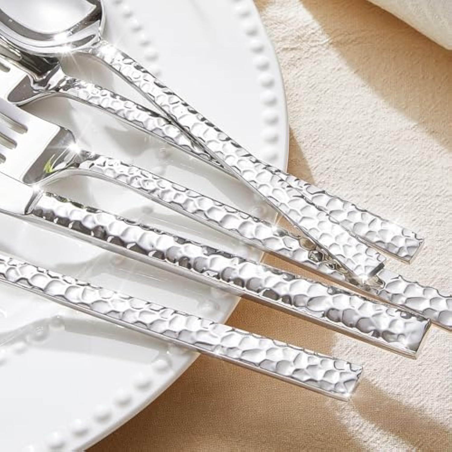40 Piece Hammered Silverware Set, 18/10 Stainless Steel Flatware Set for 8, Cutlery Set for Home, Party, Wedding, Mirror Polished Dishwasher Safe